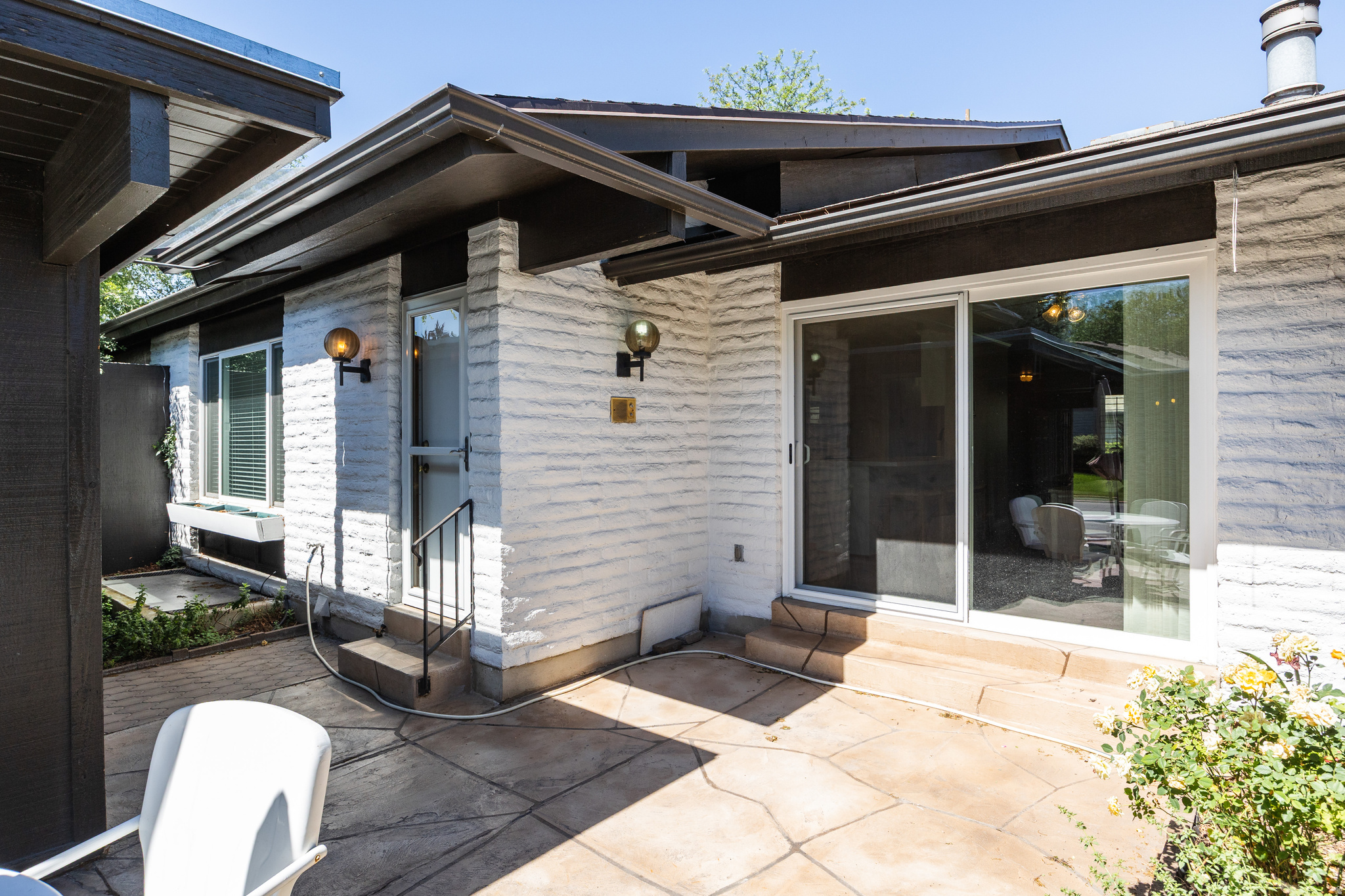 THREE FOUNTAINS EAST - Residential