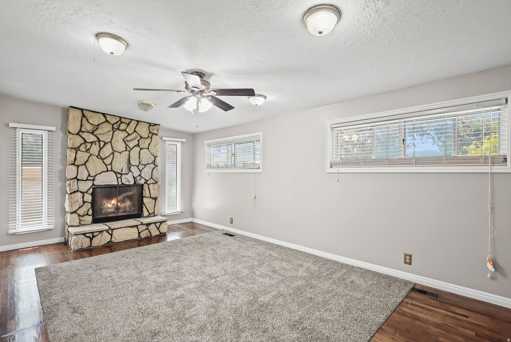 GRANITE PARK - Residential