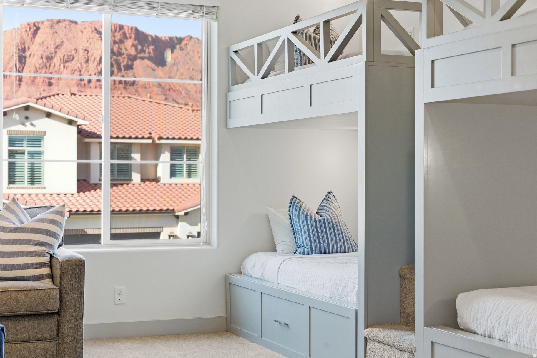 ARCADIA VACATION RES - Residential