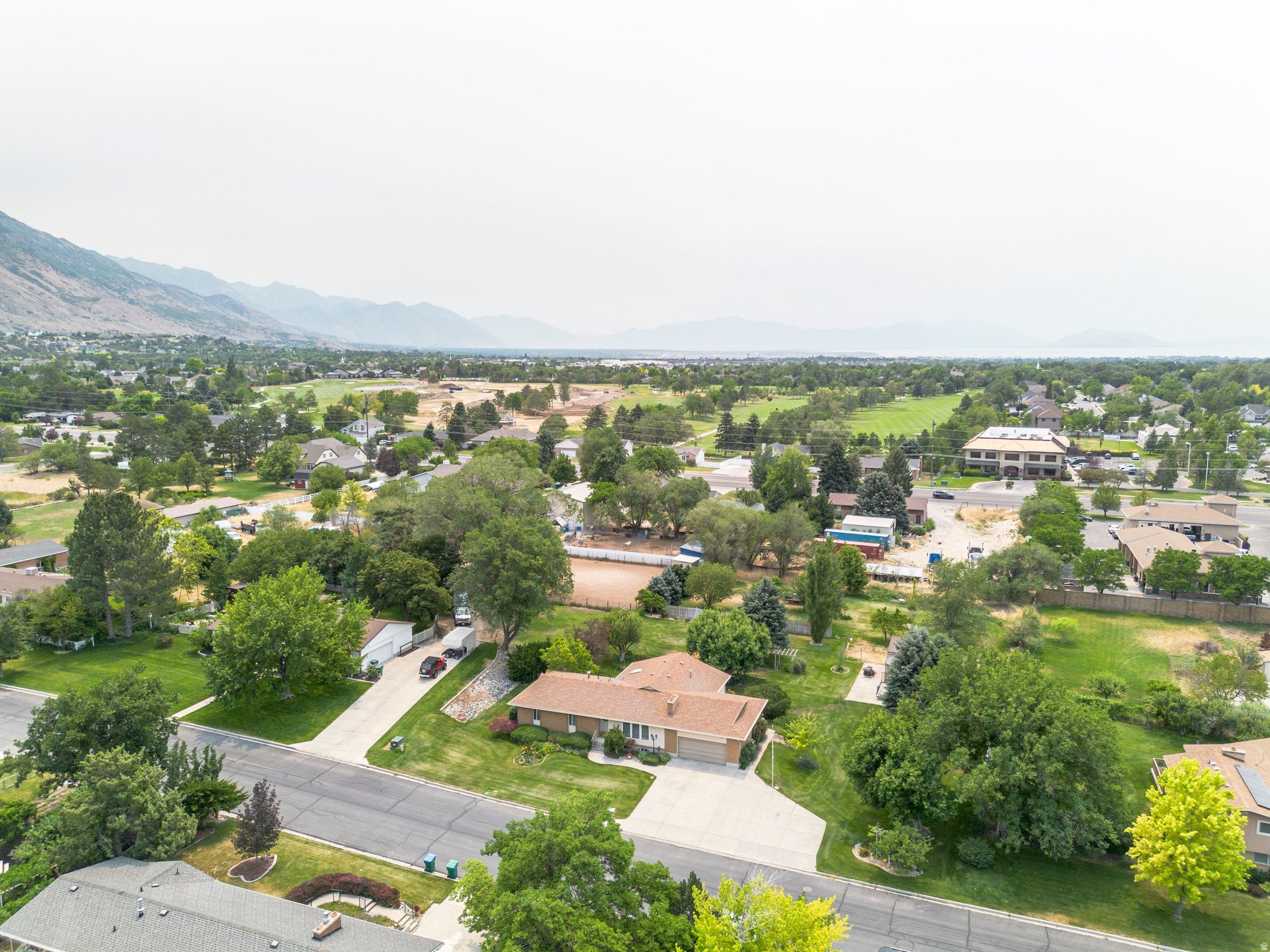 VANTAGE ACRES - Residential