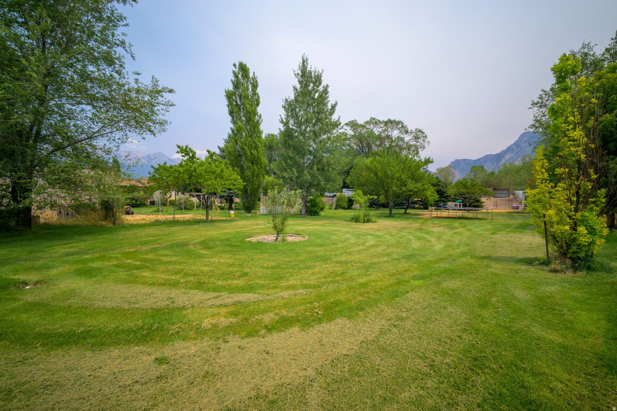 VANTAGE ACRES - Residential