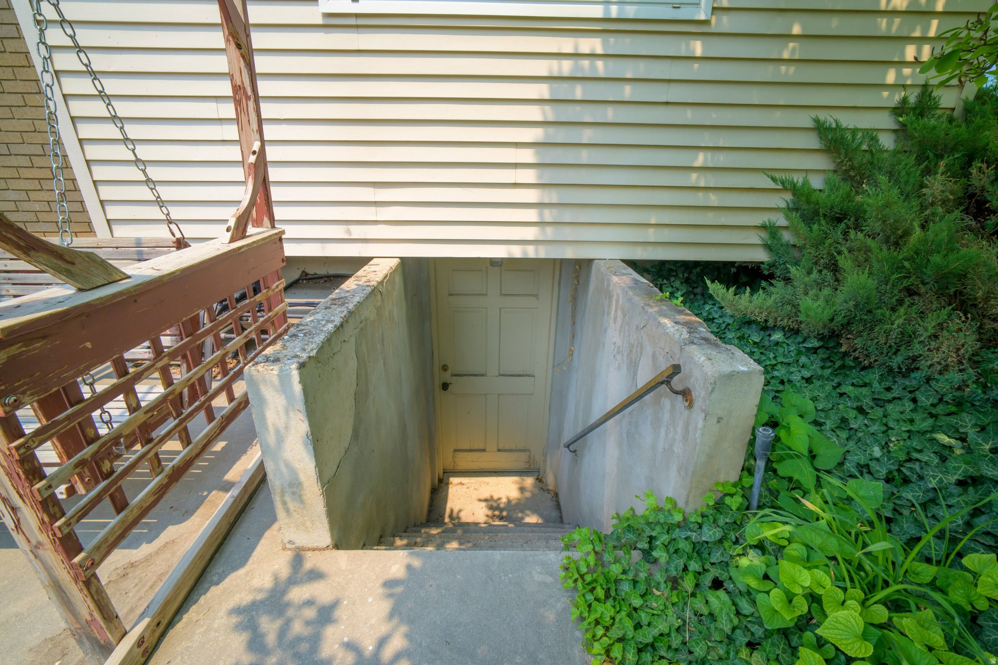 VANTAGE ACRES - Residential