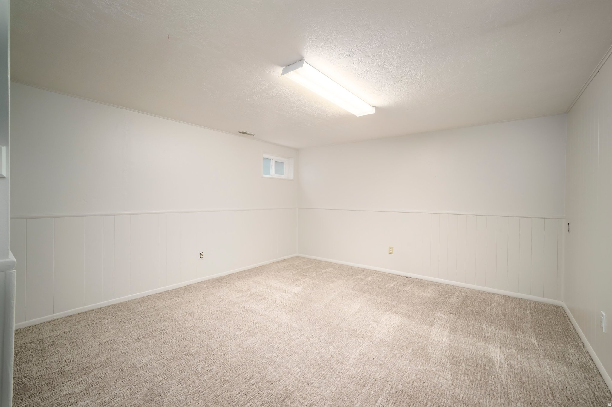 VANTAGE ACRES - Residential