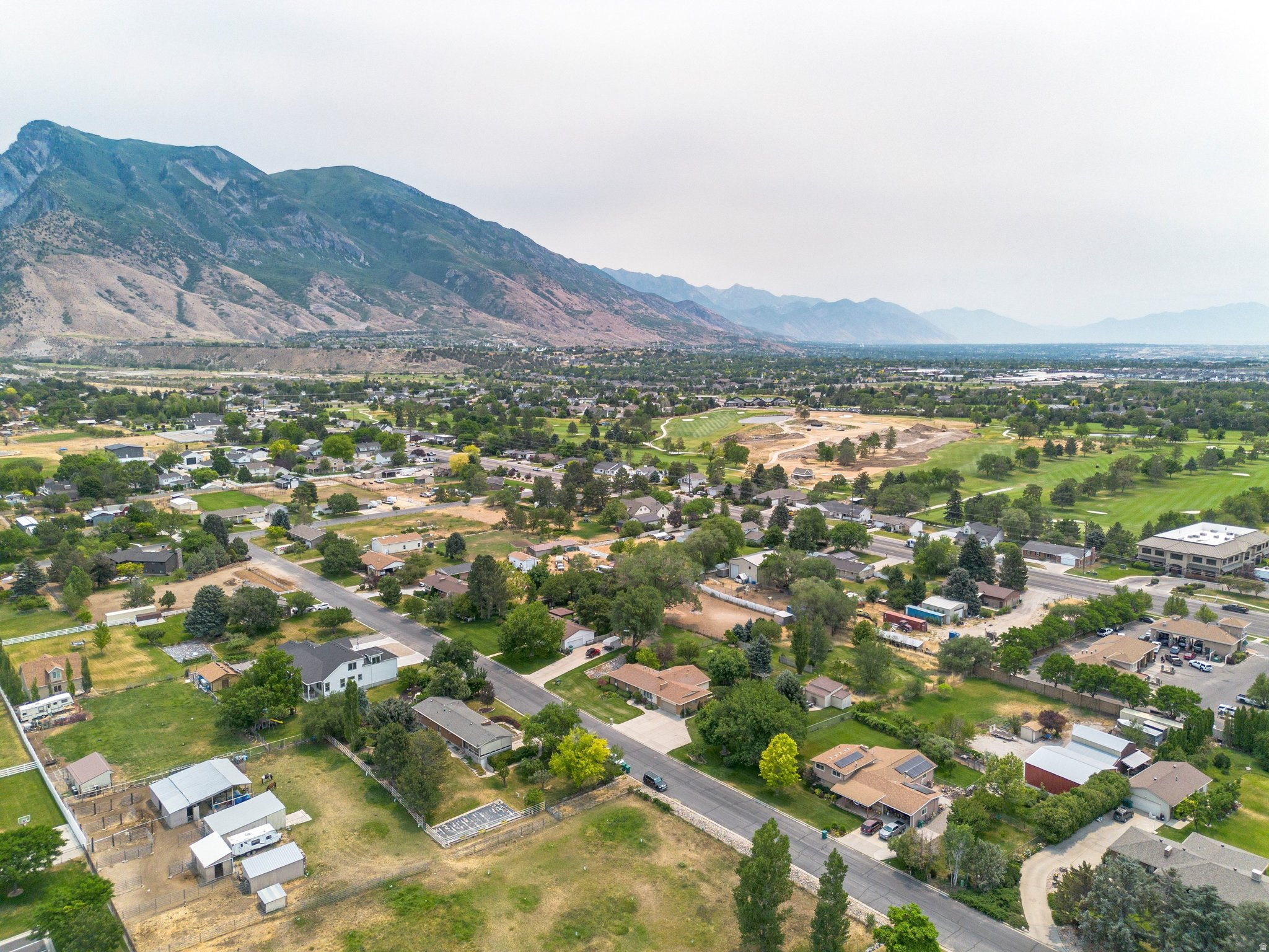 VANTAGE ACRES - Residential