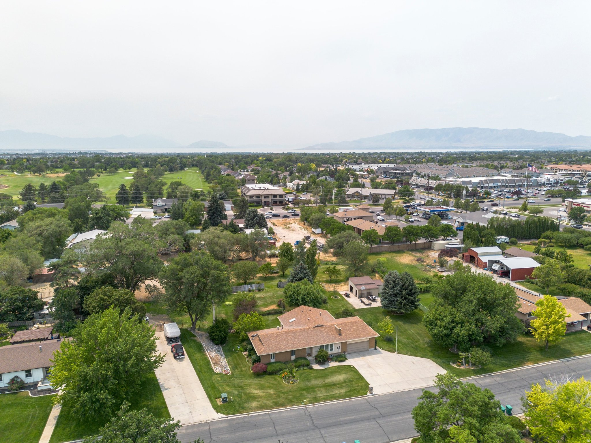 VANTAGE ACRES - Residential