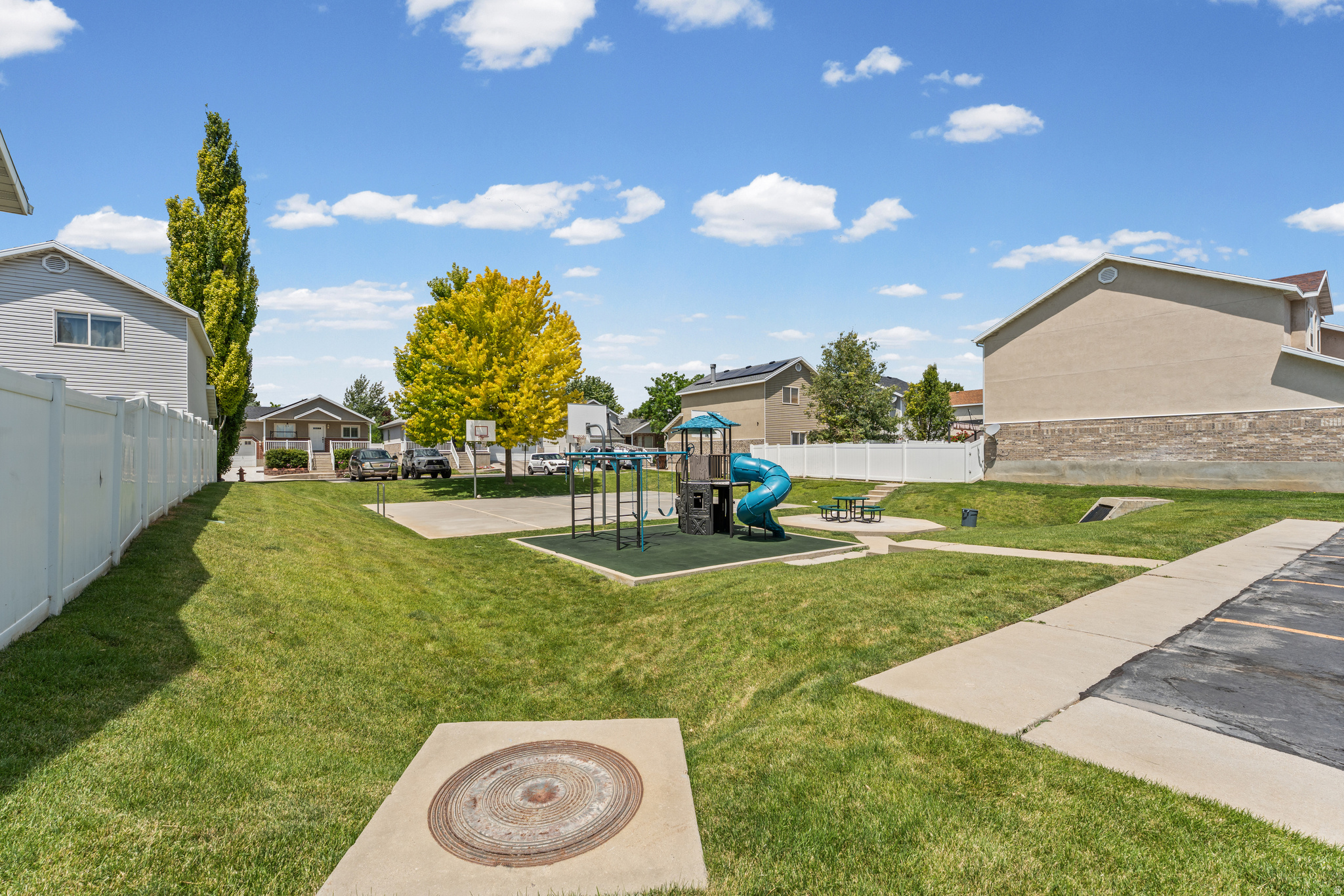 ASH BRIAR COVE PUD - Residential