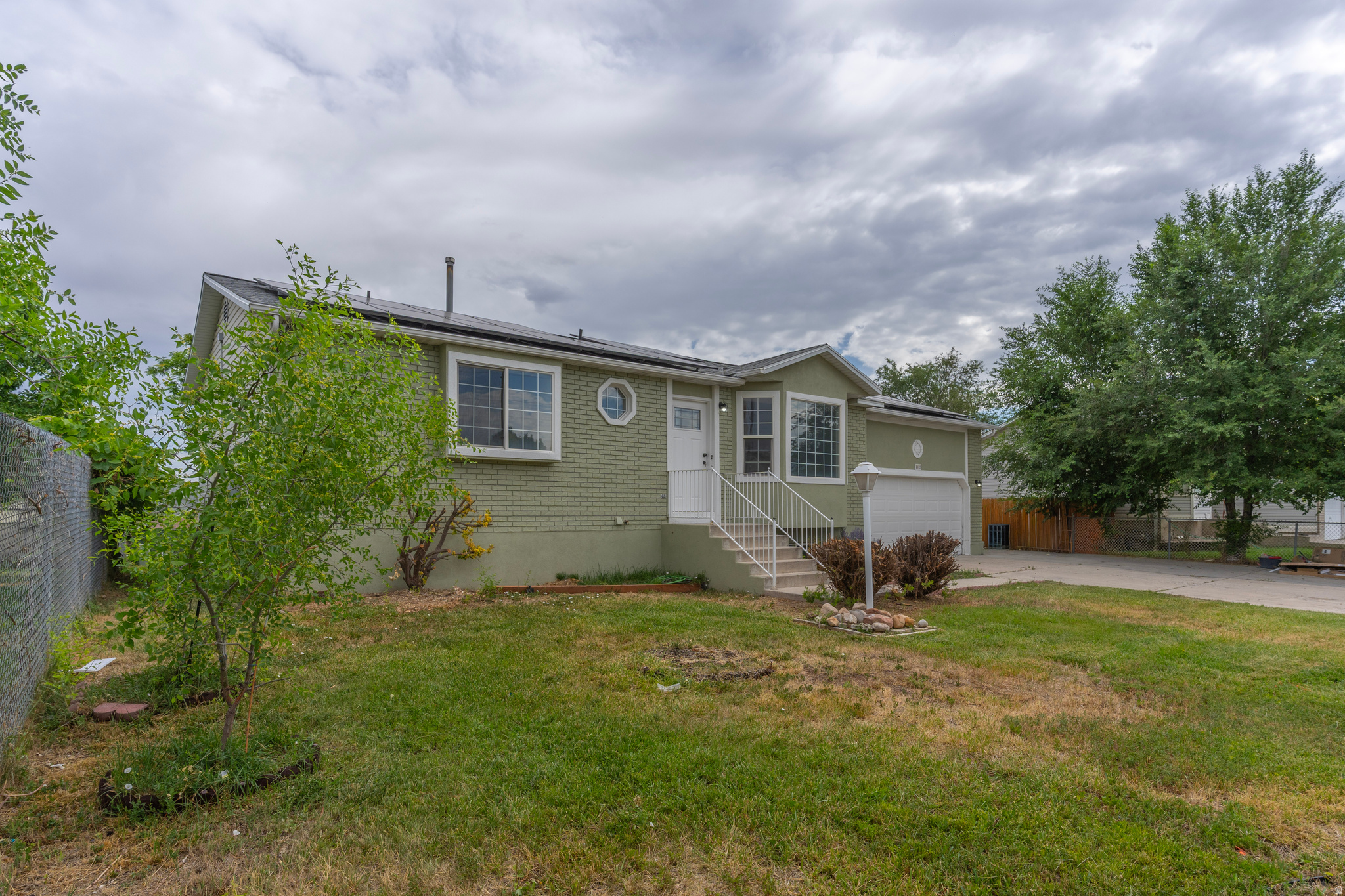 APPLE FARMS - Residential