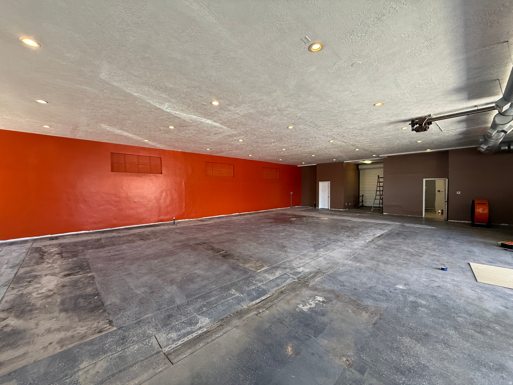 HARRIMAN SUB - Commercial Lease