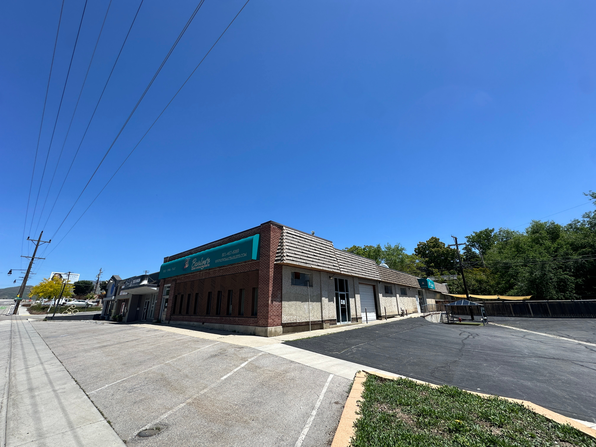 HARRIMAN SUB - Commercial Lease