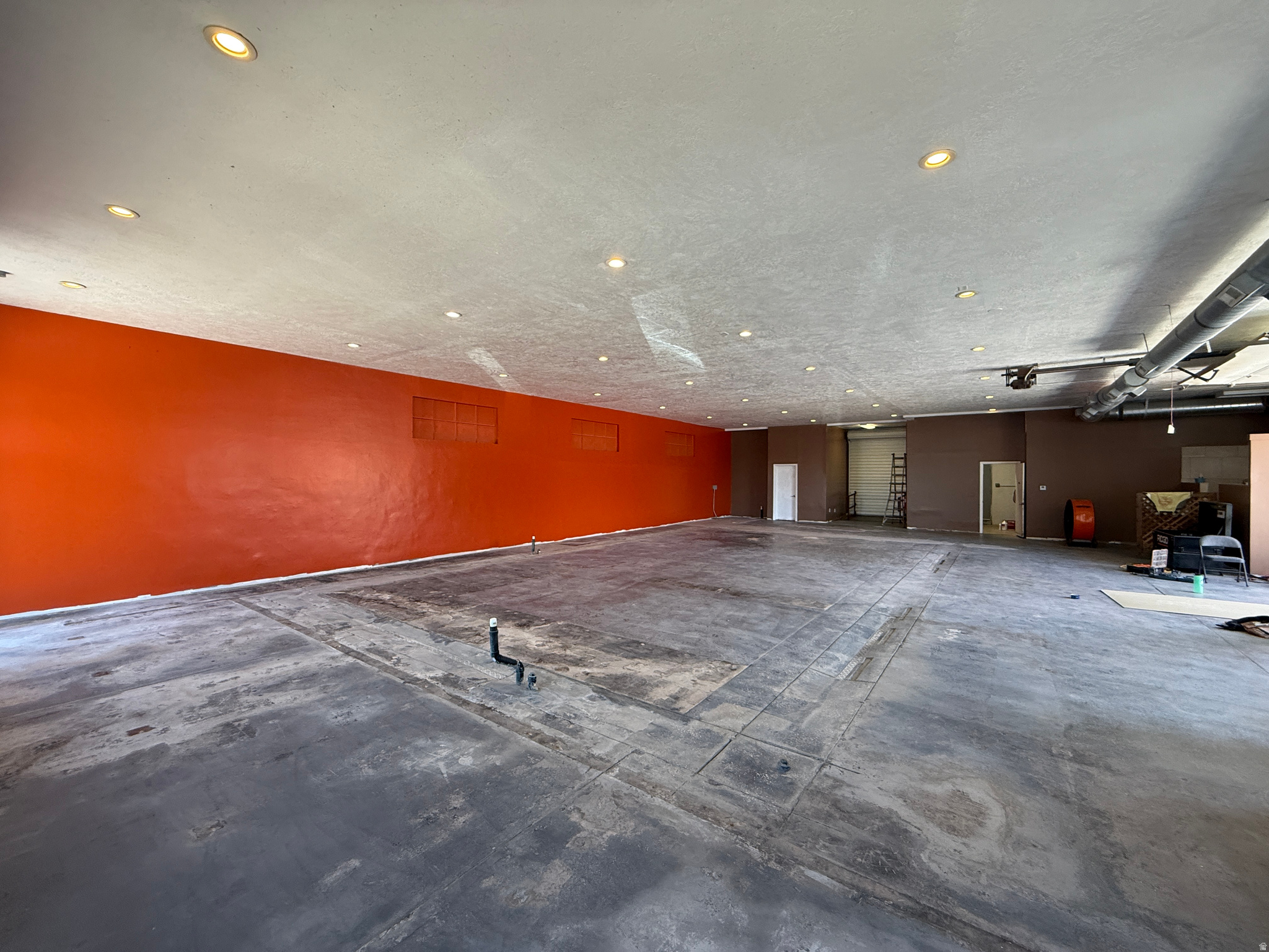 HARRIMAN SUB - Commercial Lease