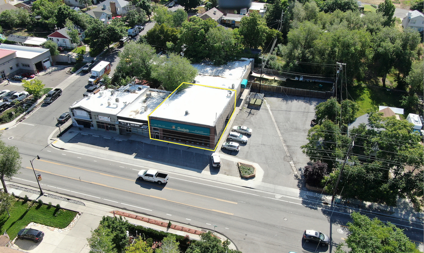HARRIMAN SUB - Commercial Lease