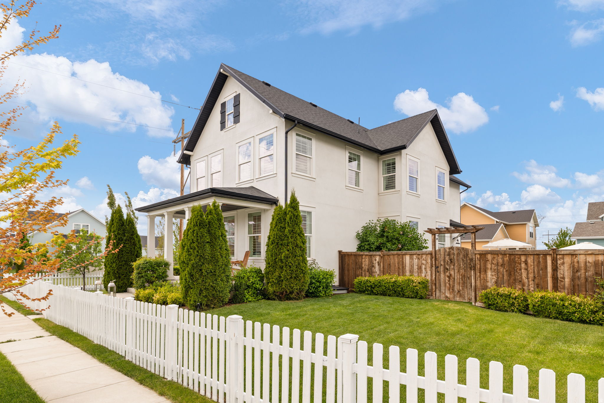 HILL FARMS - Residential