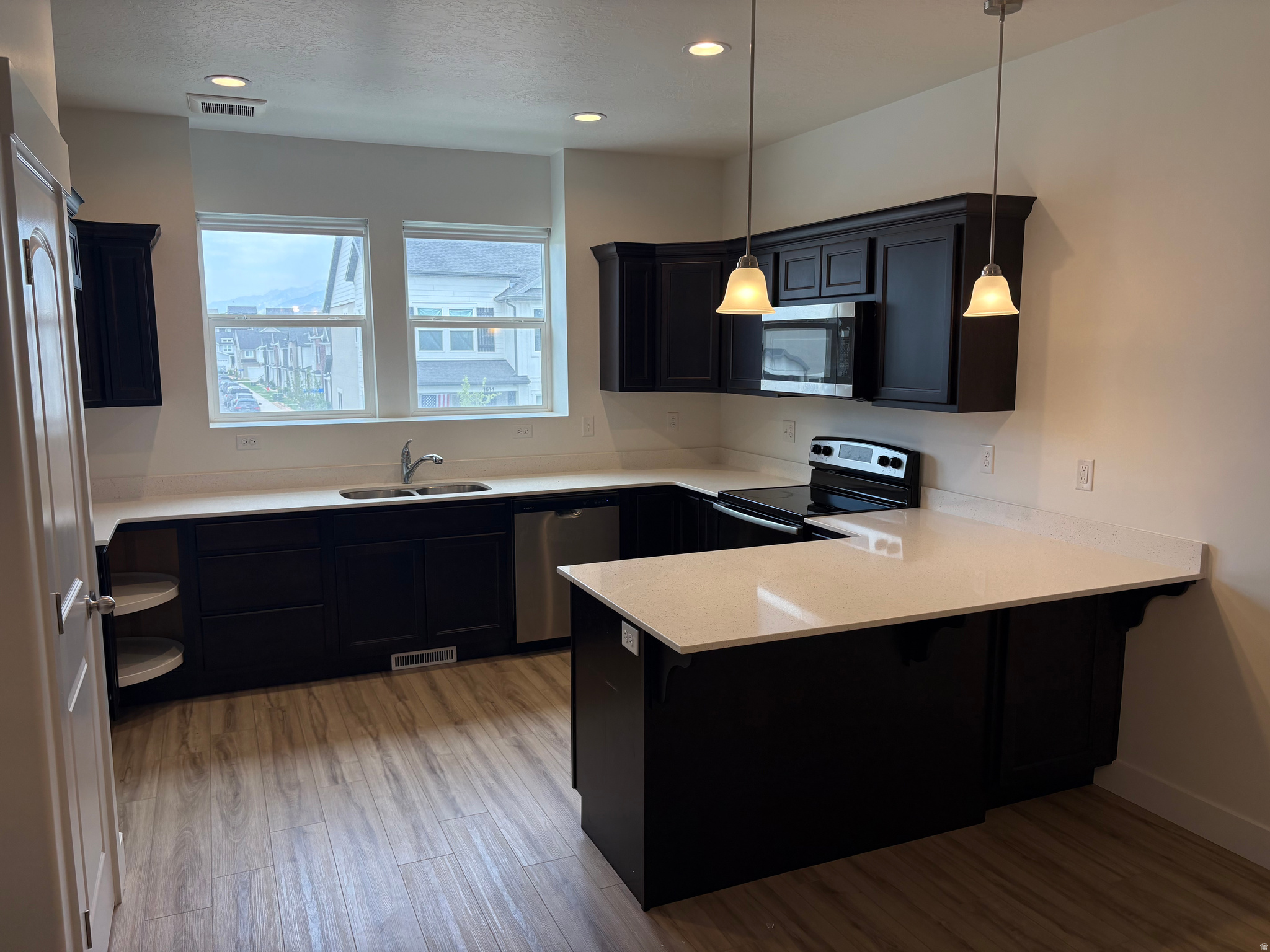 RIDGE - Residential