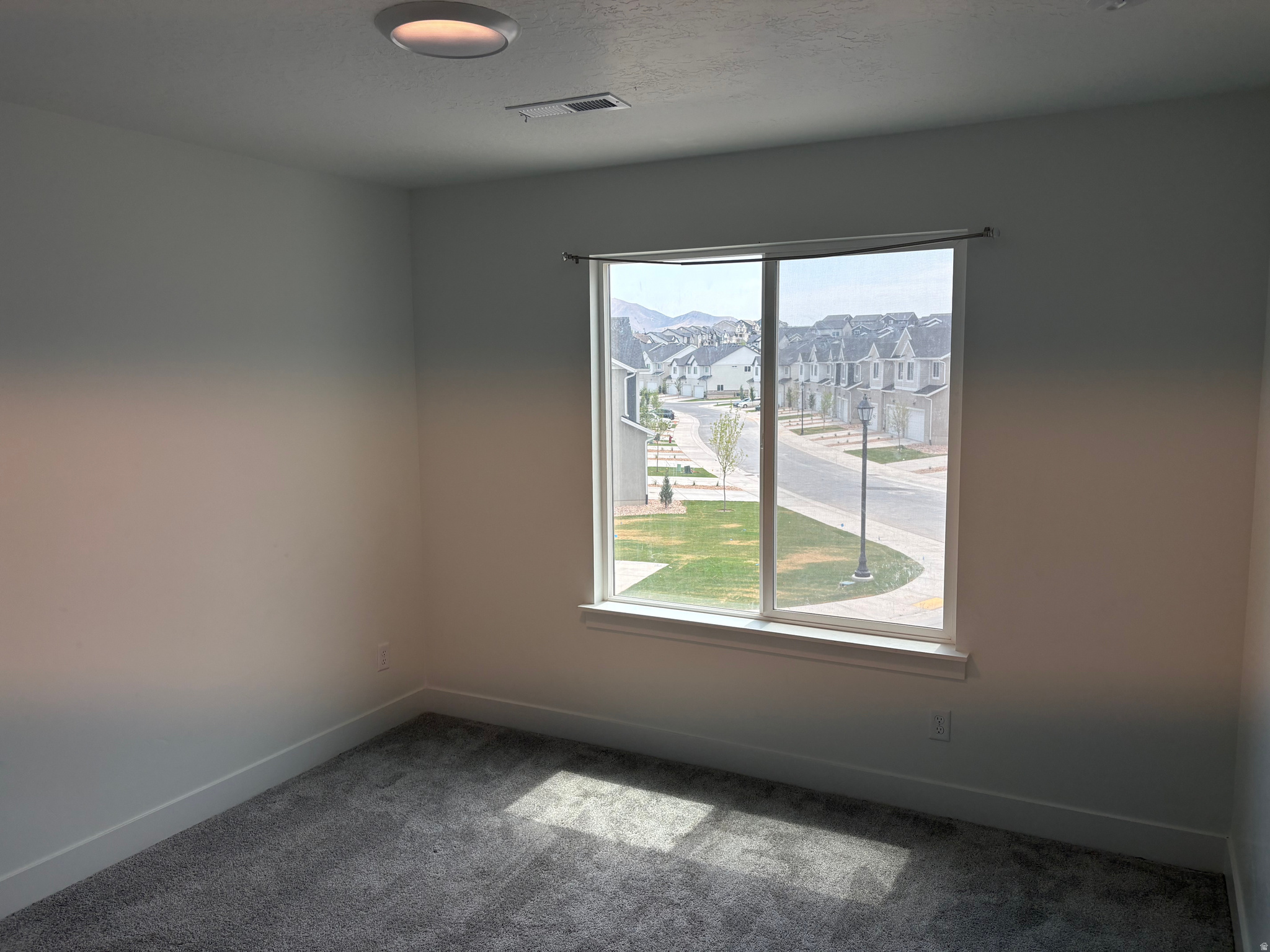 RIDGE - Residential