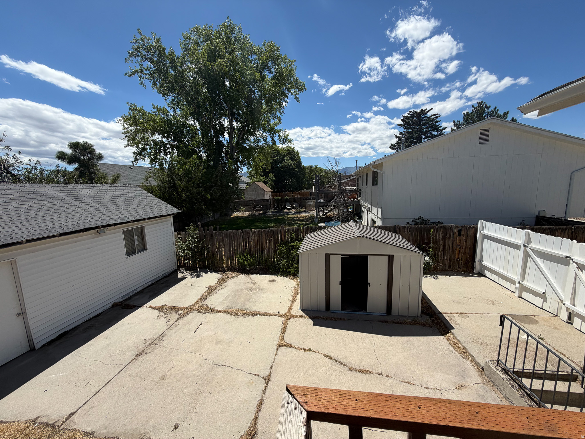 MEADOW VIEW - Residential