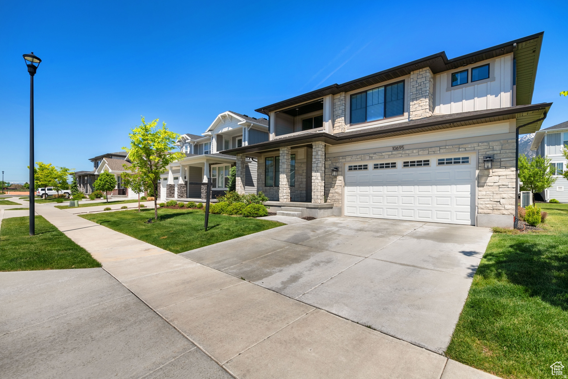 DIMPLE DELL - Residential
