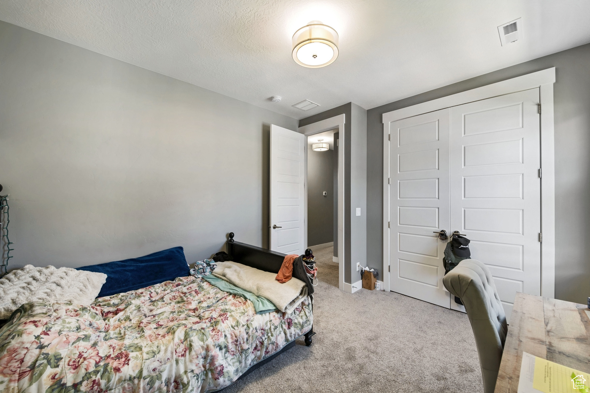 DIMPLE DELL - Residential