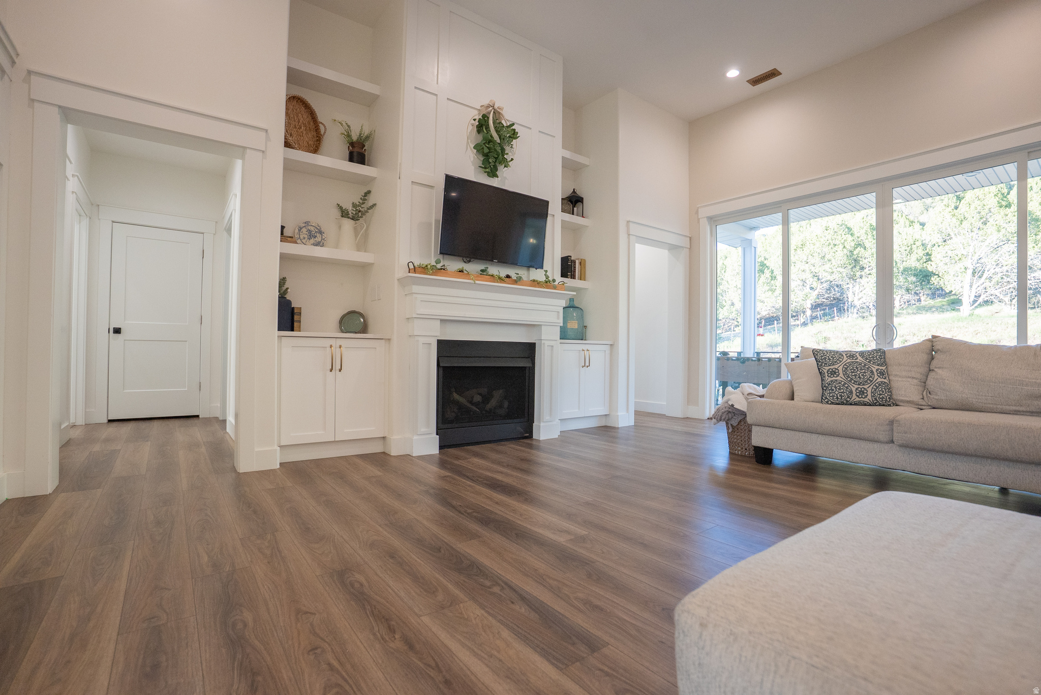 COTTONWOOD CANYON - Residential