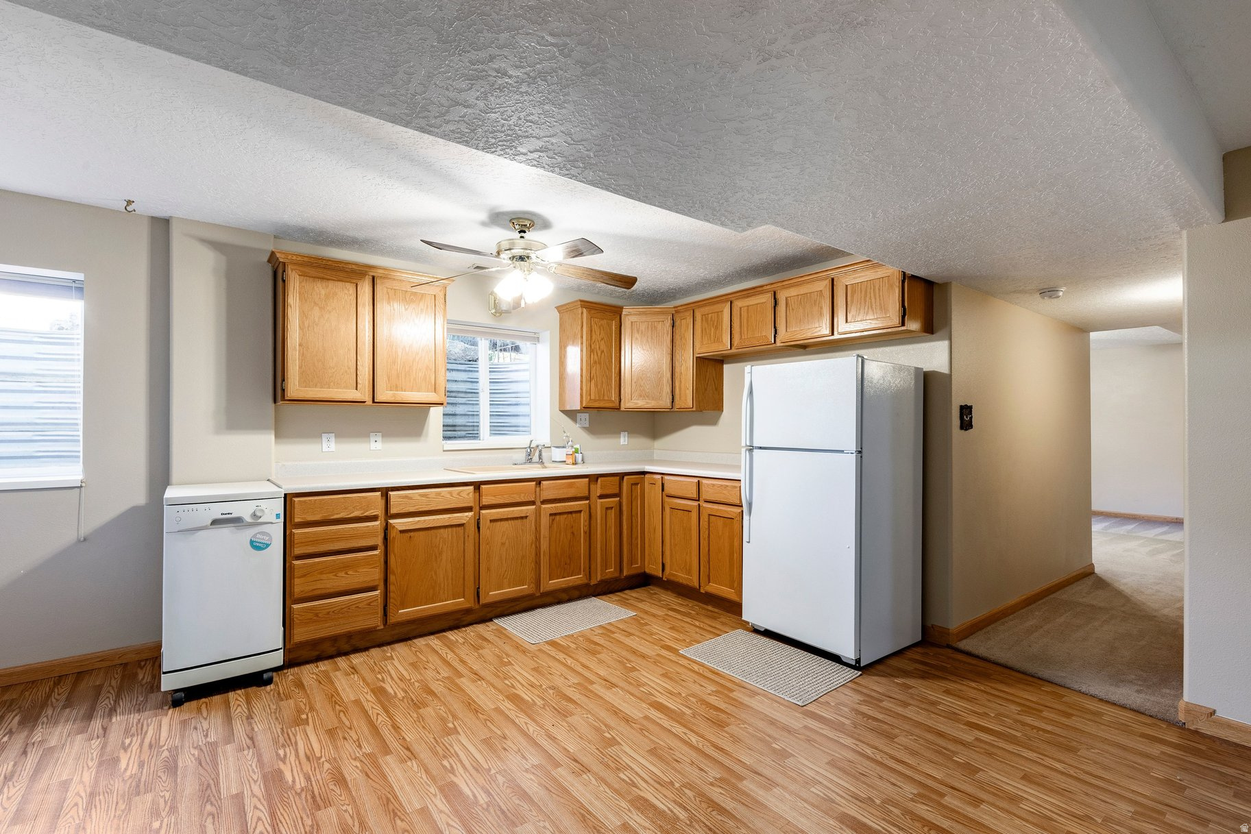 RED PINE ESTATES - Residential