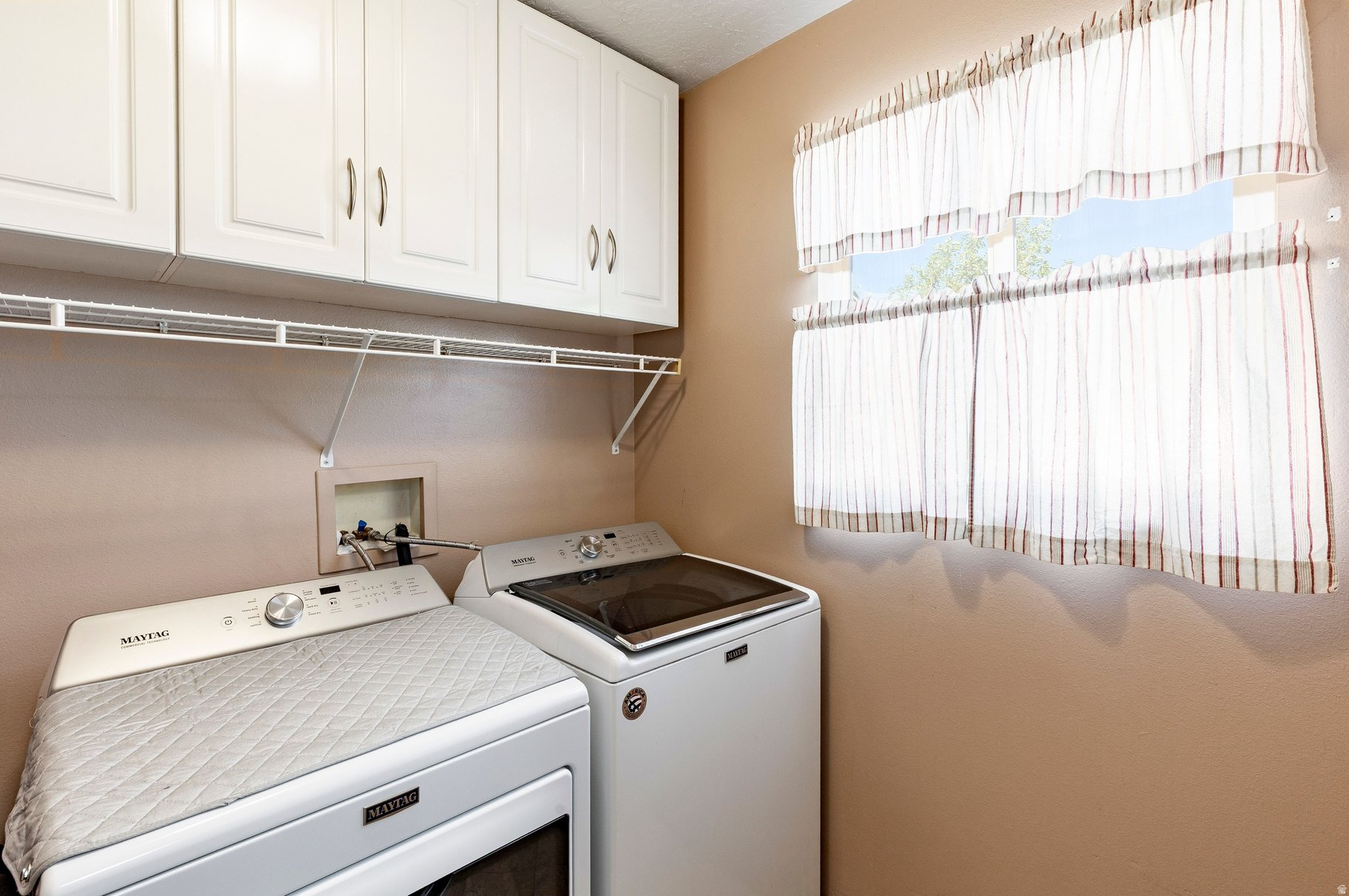 RED PINE ESTATES - Residential