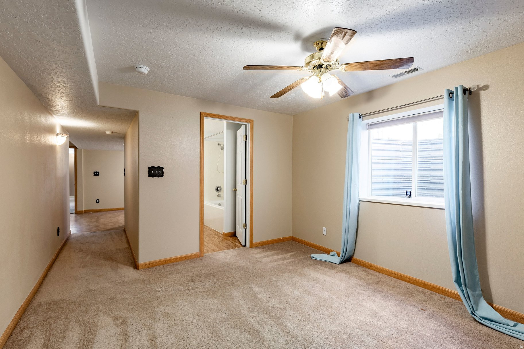 RED PINE ESTATES - Residential