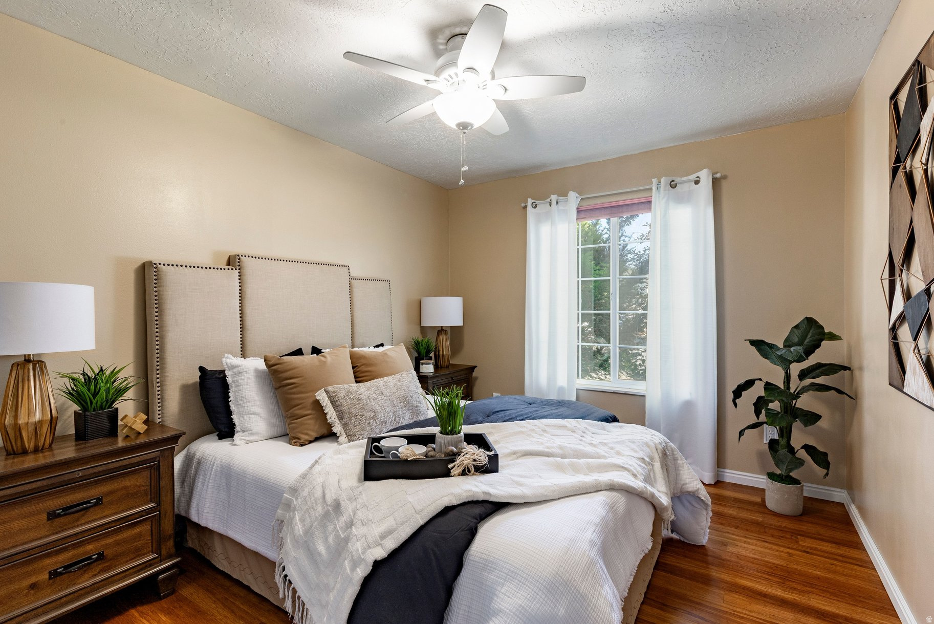 RED PINE ESTATES - Residential