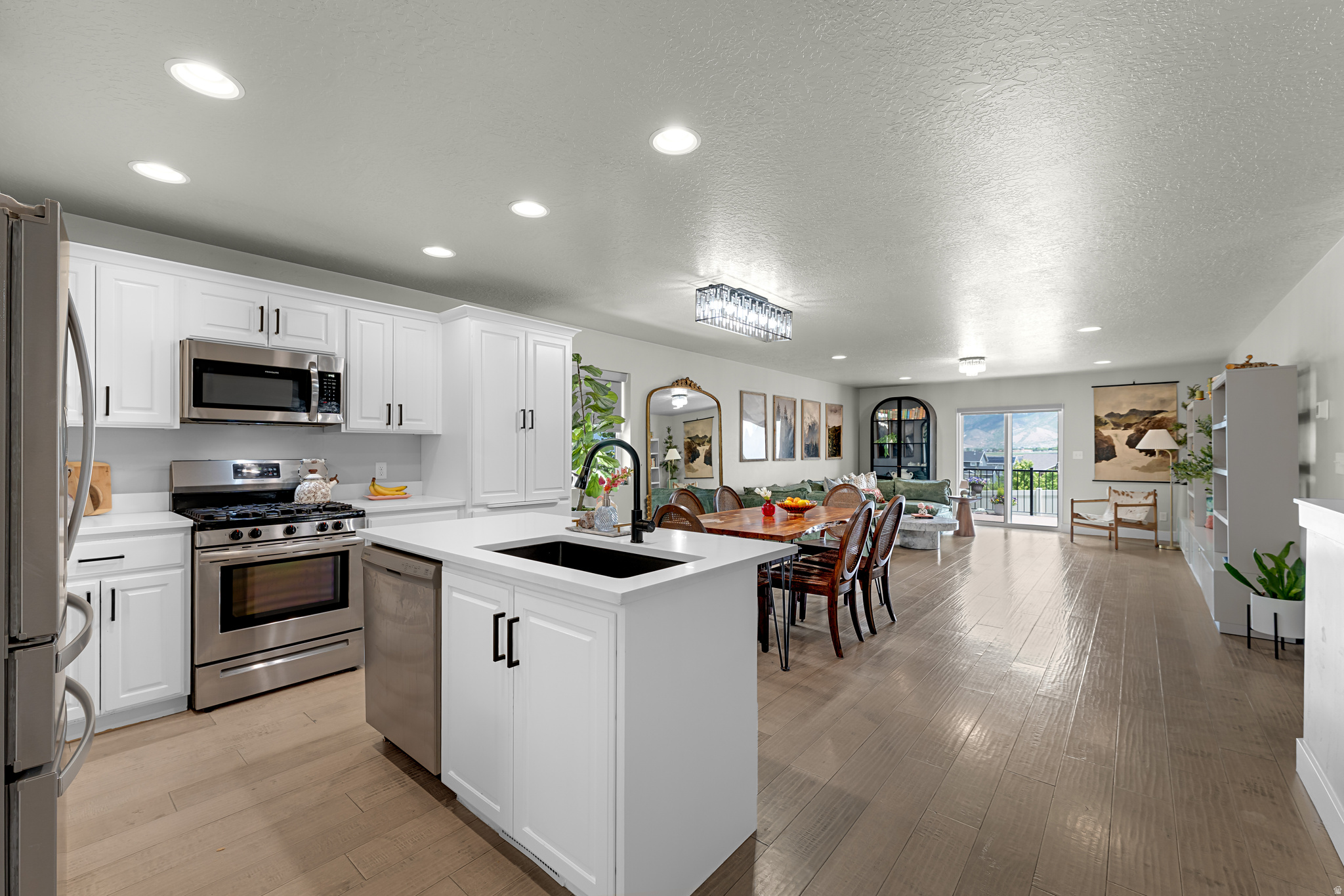 RIDGE - Residential