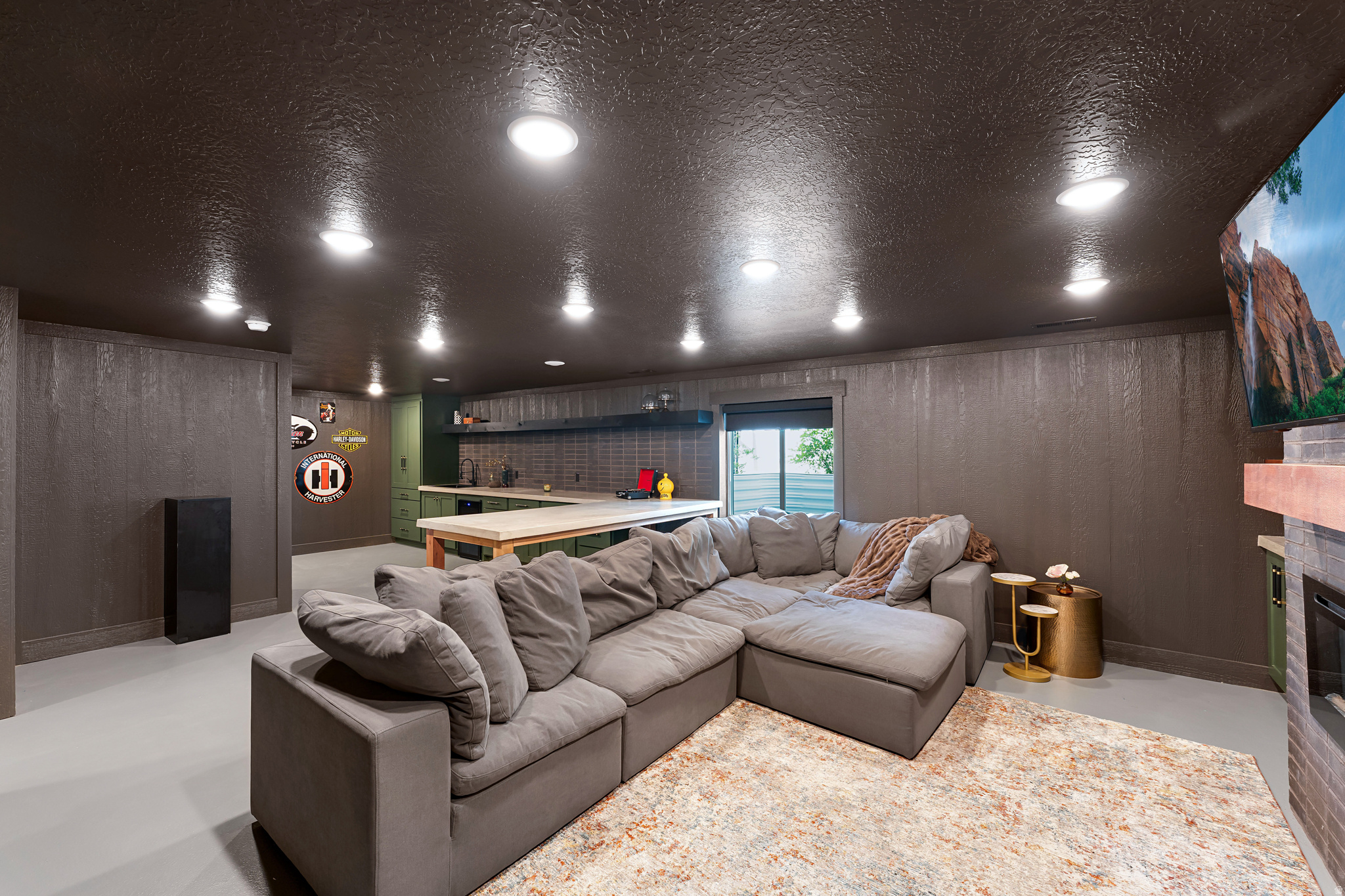 RIDGE - Residential