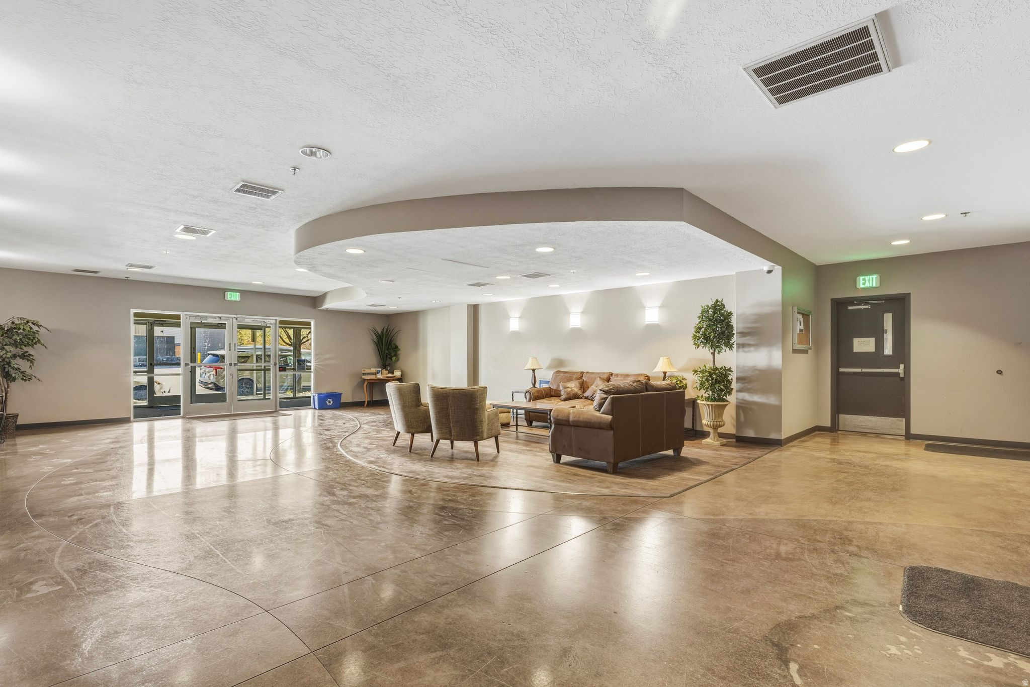 CENTRAL POINTE CONDOMINIUMS - Residential