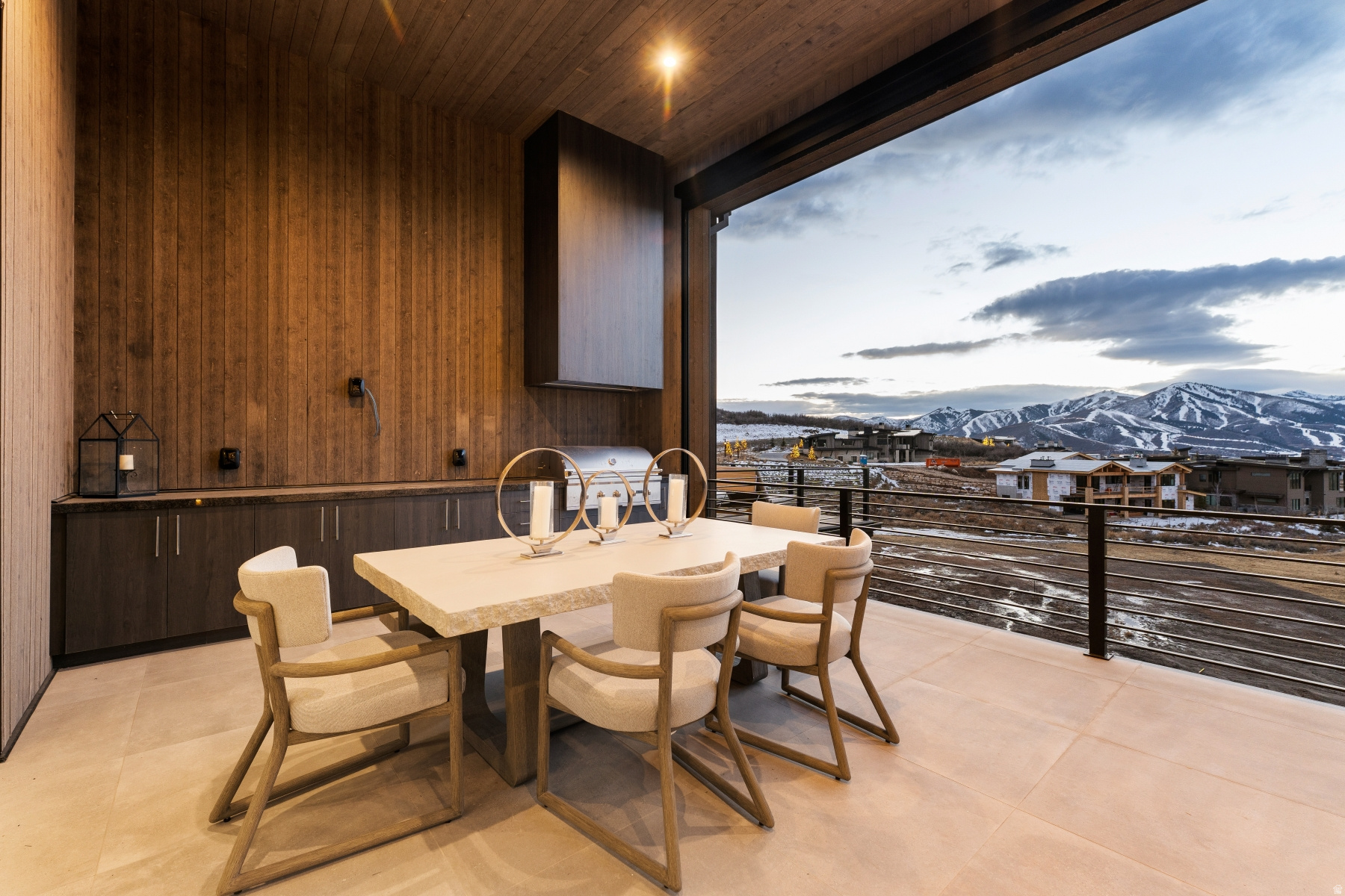 TUHAYE - Residential