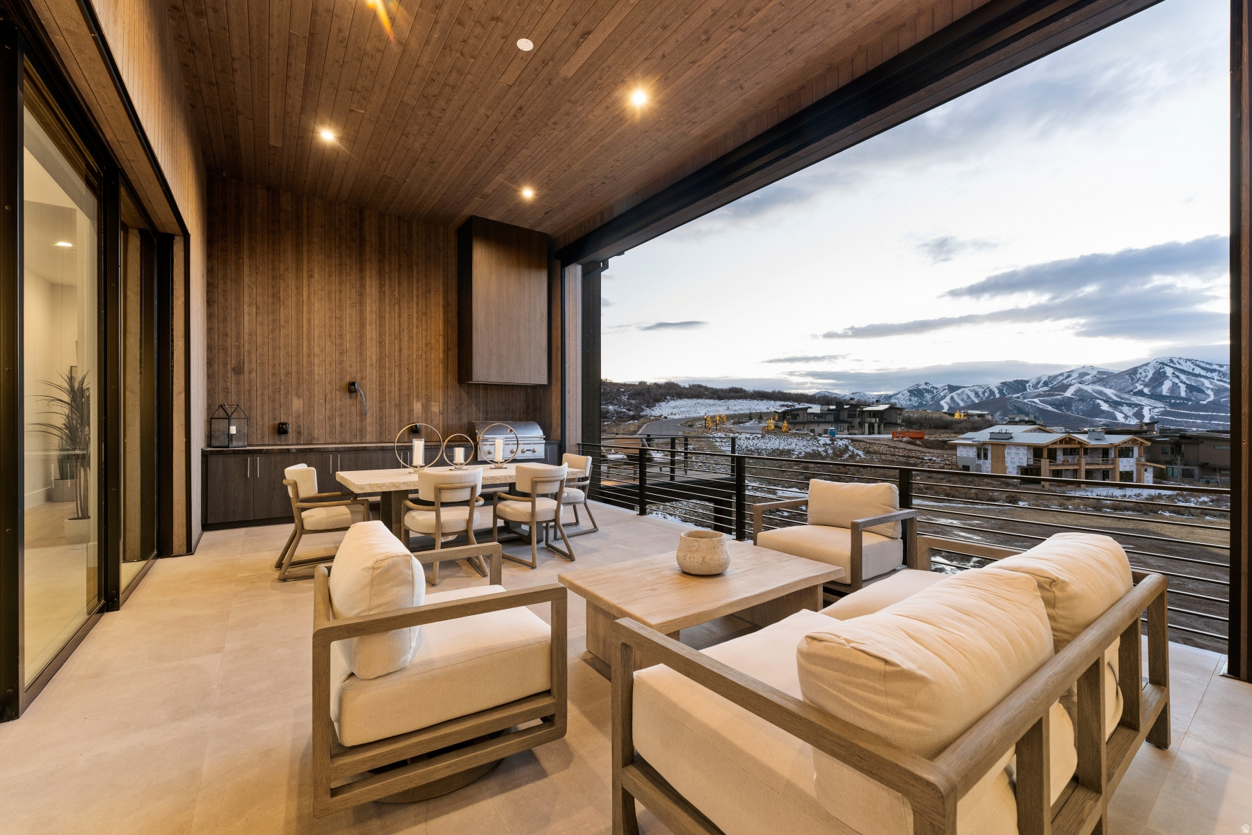 TUHAYE - Residential