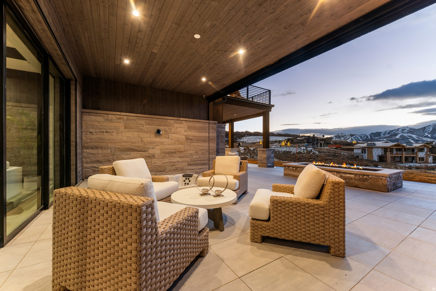 TUHAYE - Residential