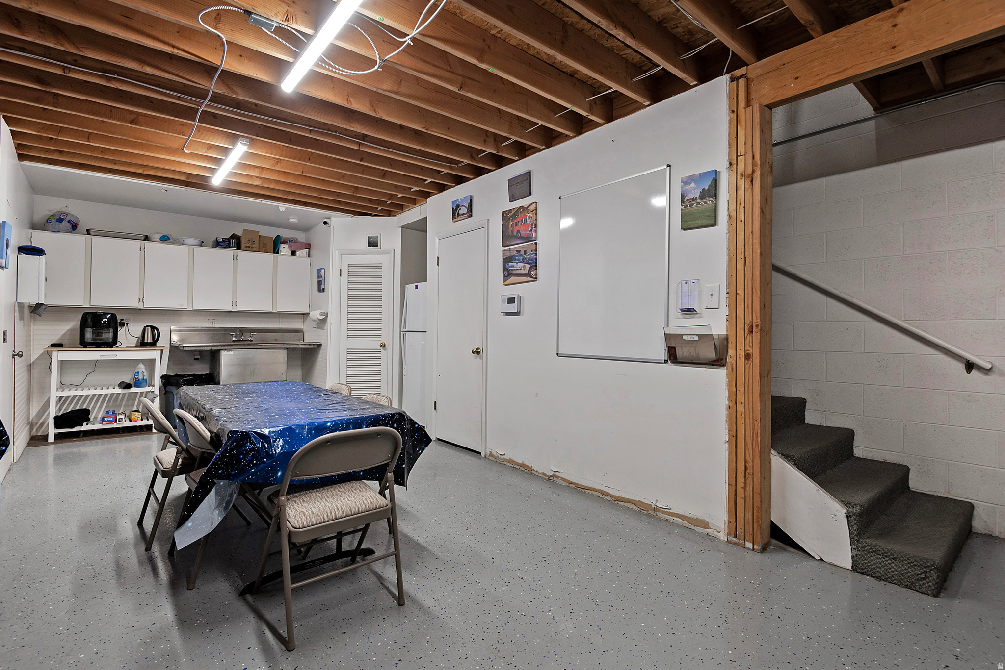 PARK - Commercial Sale