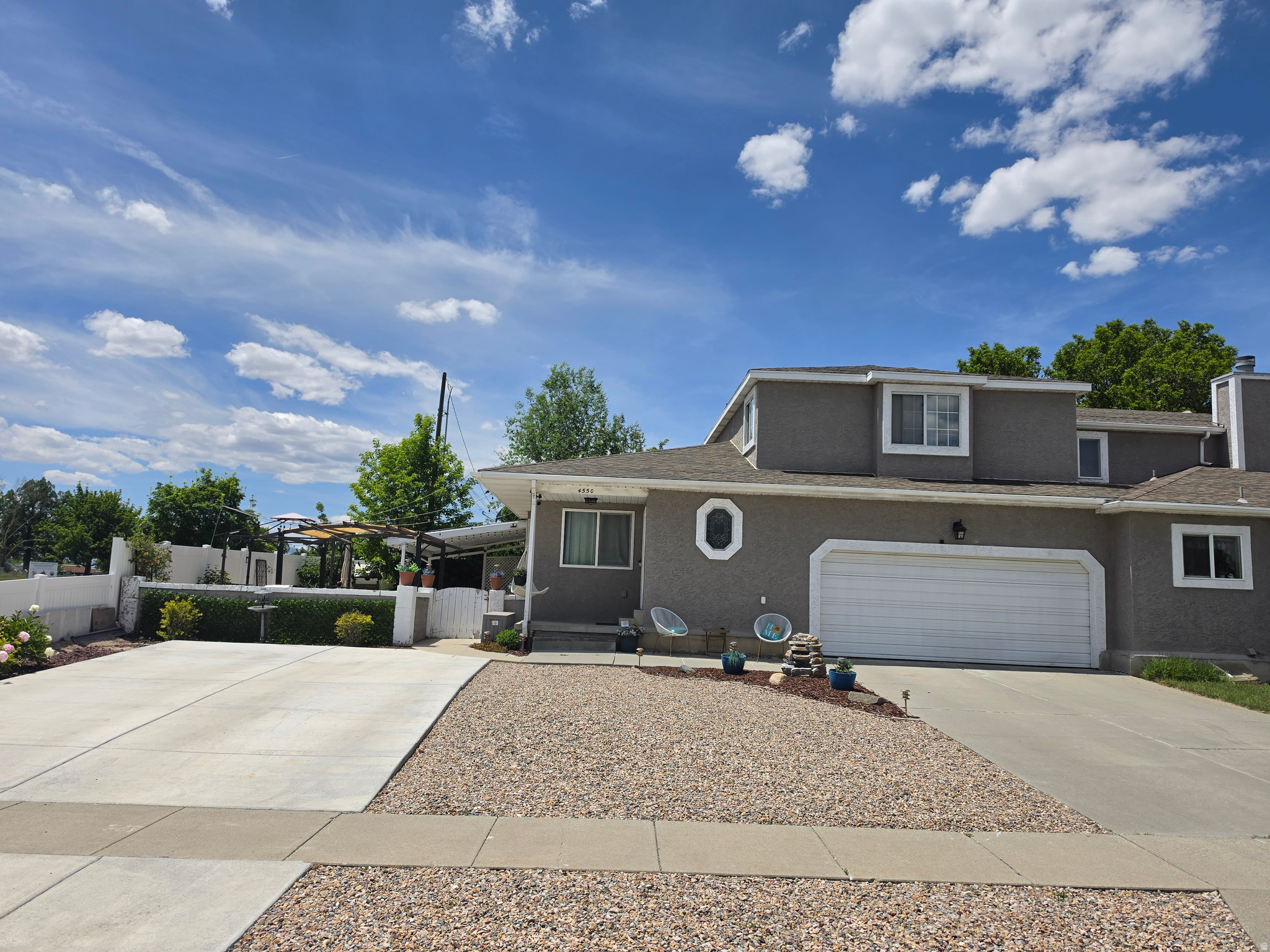 MEADOWS - Residential