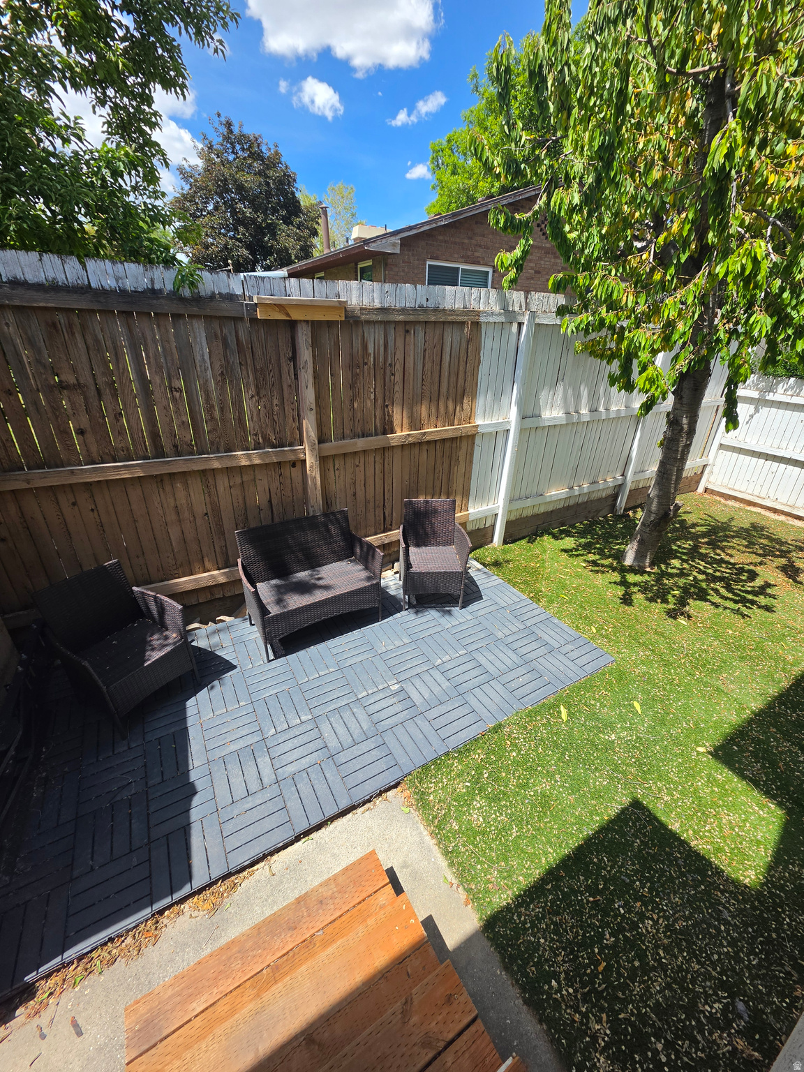 MEADOWS - Residential