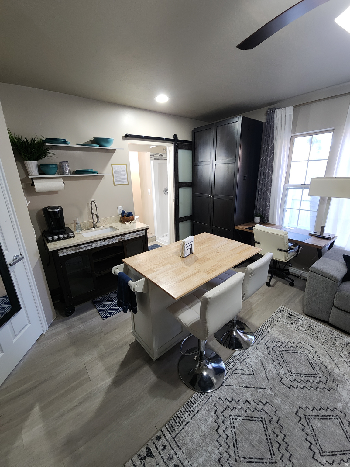 MEADOWS - Residential