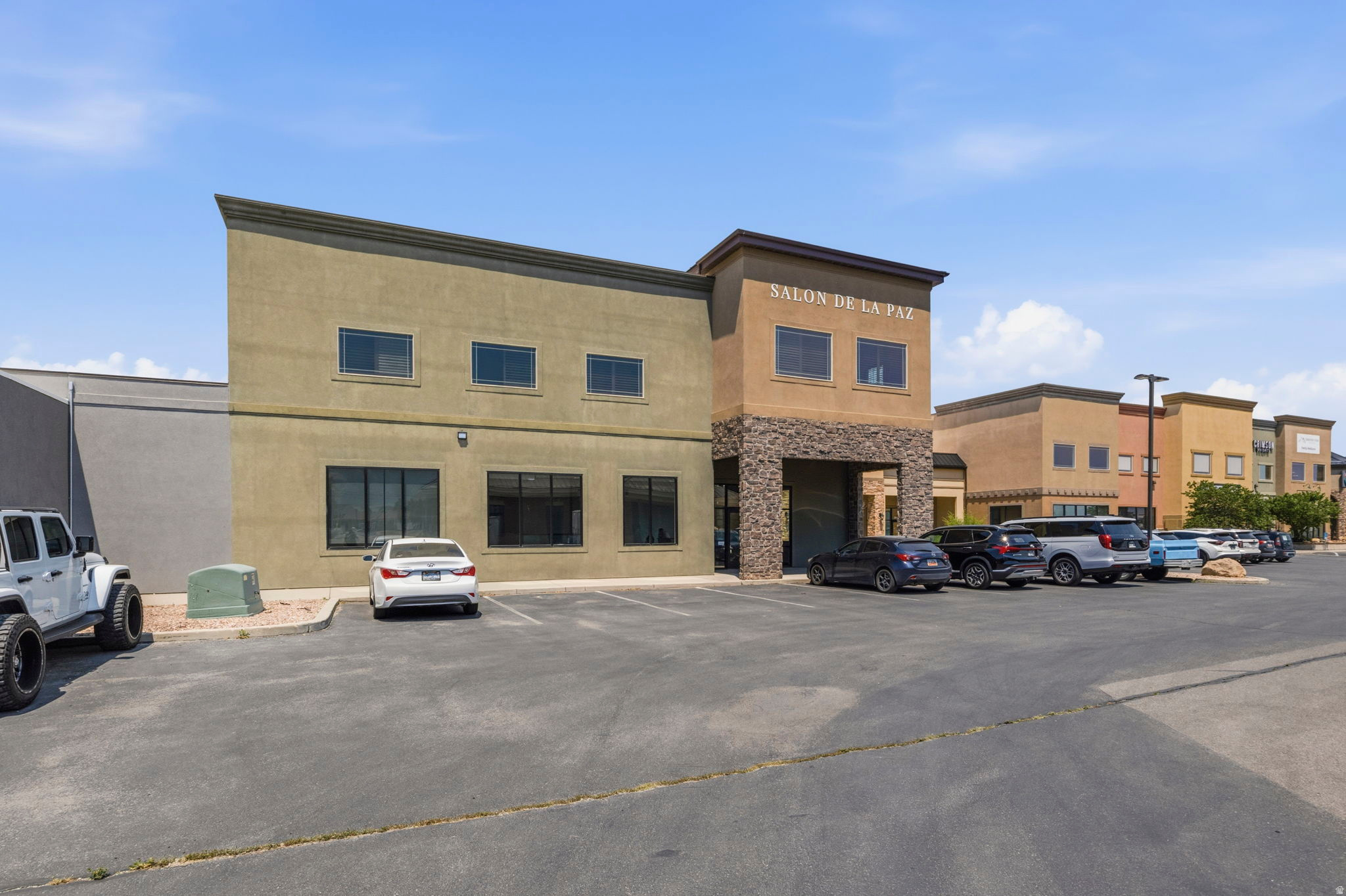 SOUTH VALLEY PLAZA - Commercial Sale