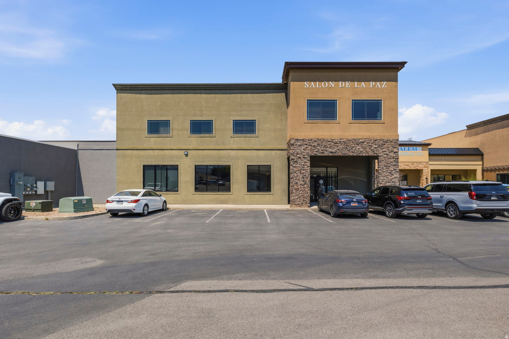 SOUTH VALLEY PLAZA - Commercial Sale