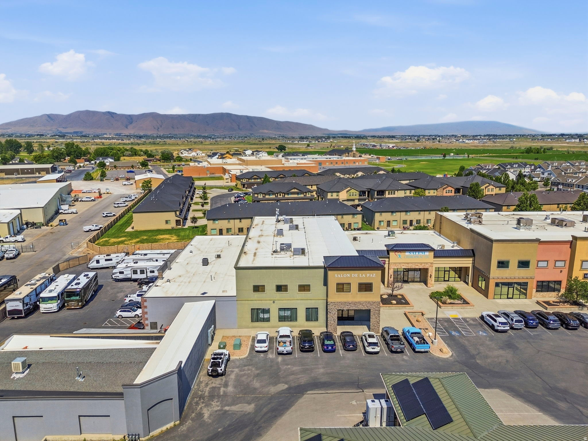 SOUTH VALLEY PLAZA - Commercial Sale
