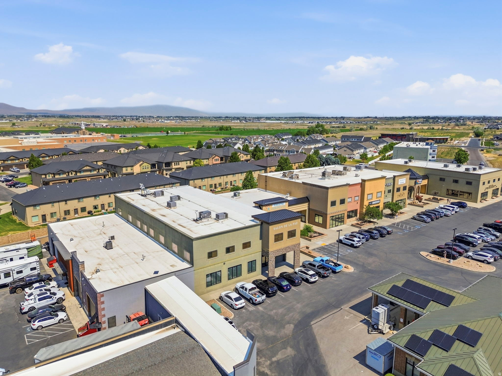 SOUTH VALLEY PLAZA - Commercial Sale