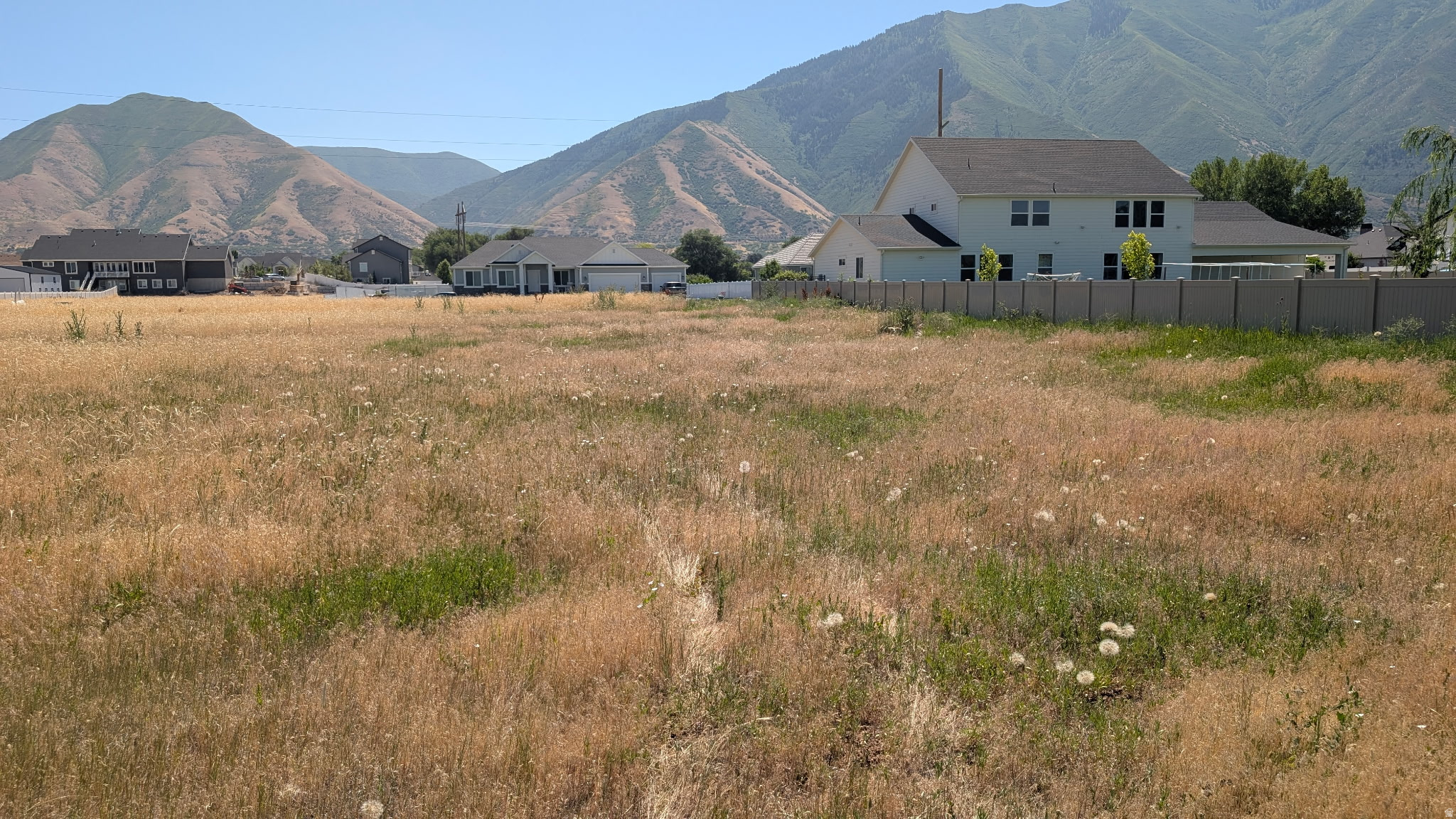 BENTLEY BROOK - Land