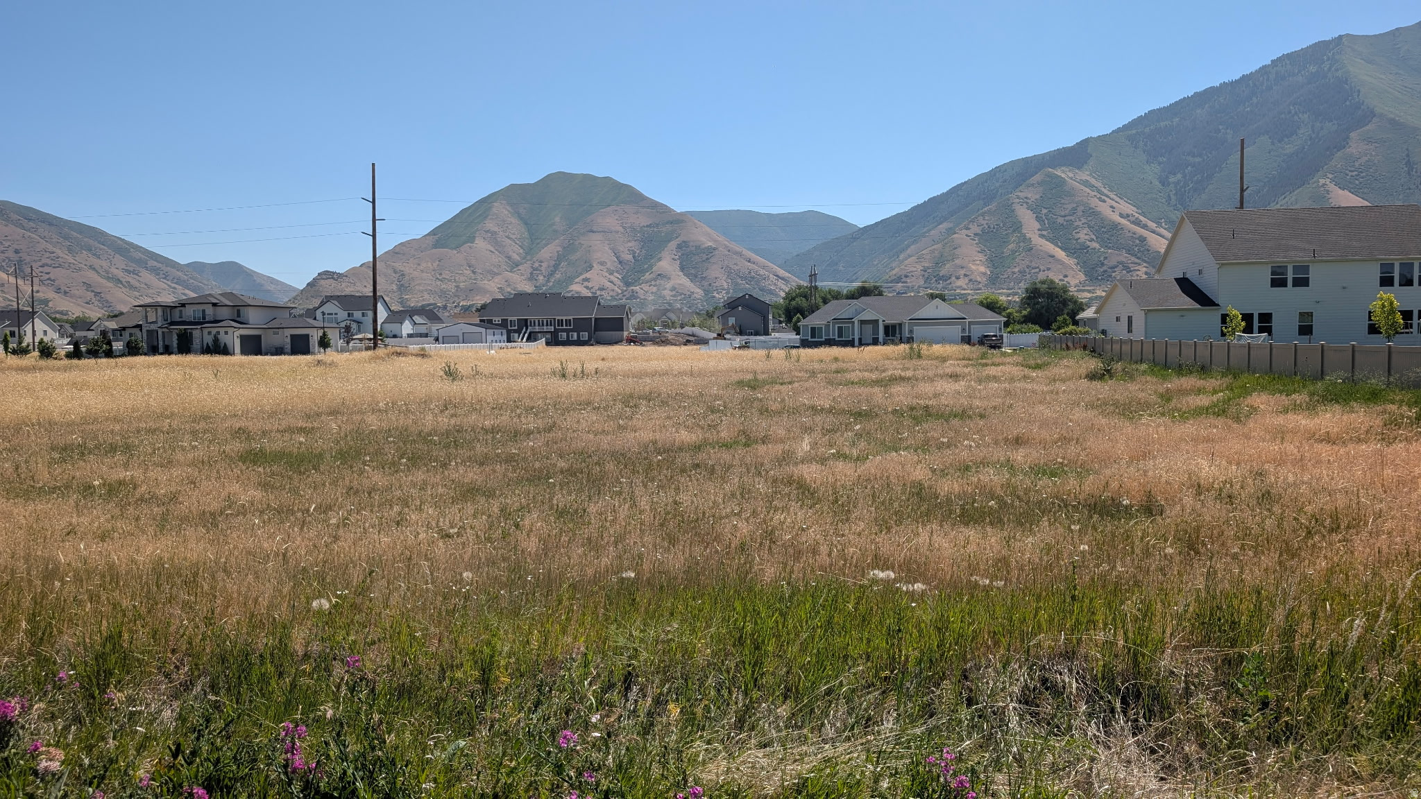 BENTLEY BROOK - Land