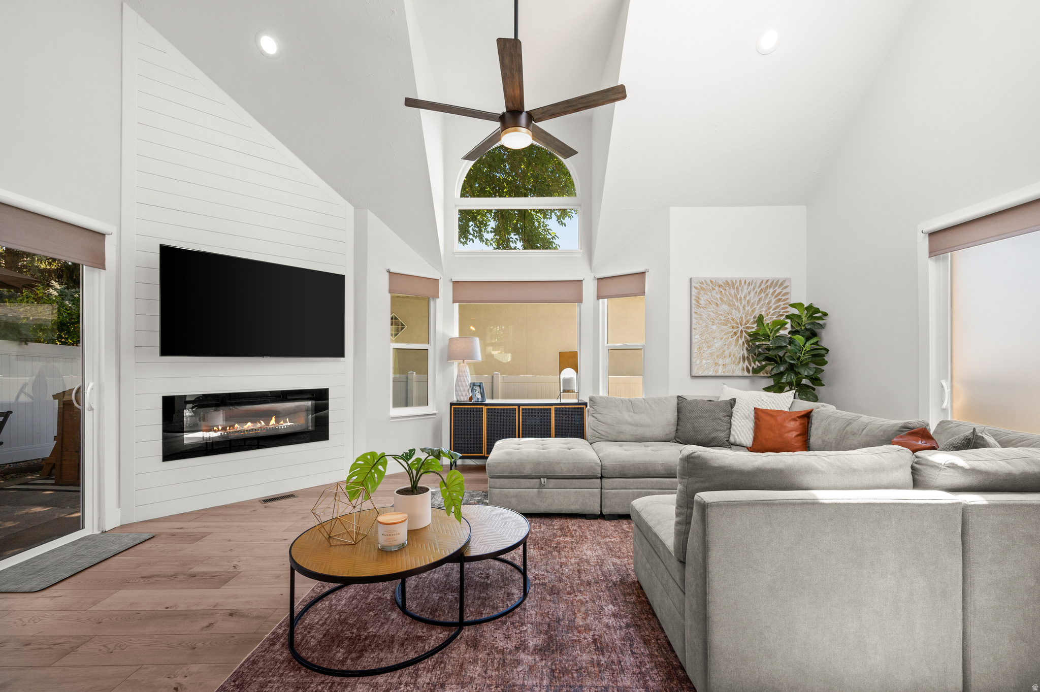 LUNDON STREET - Residential