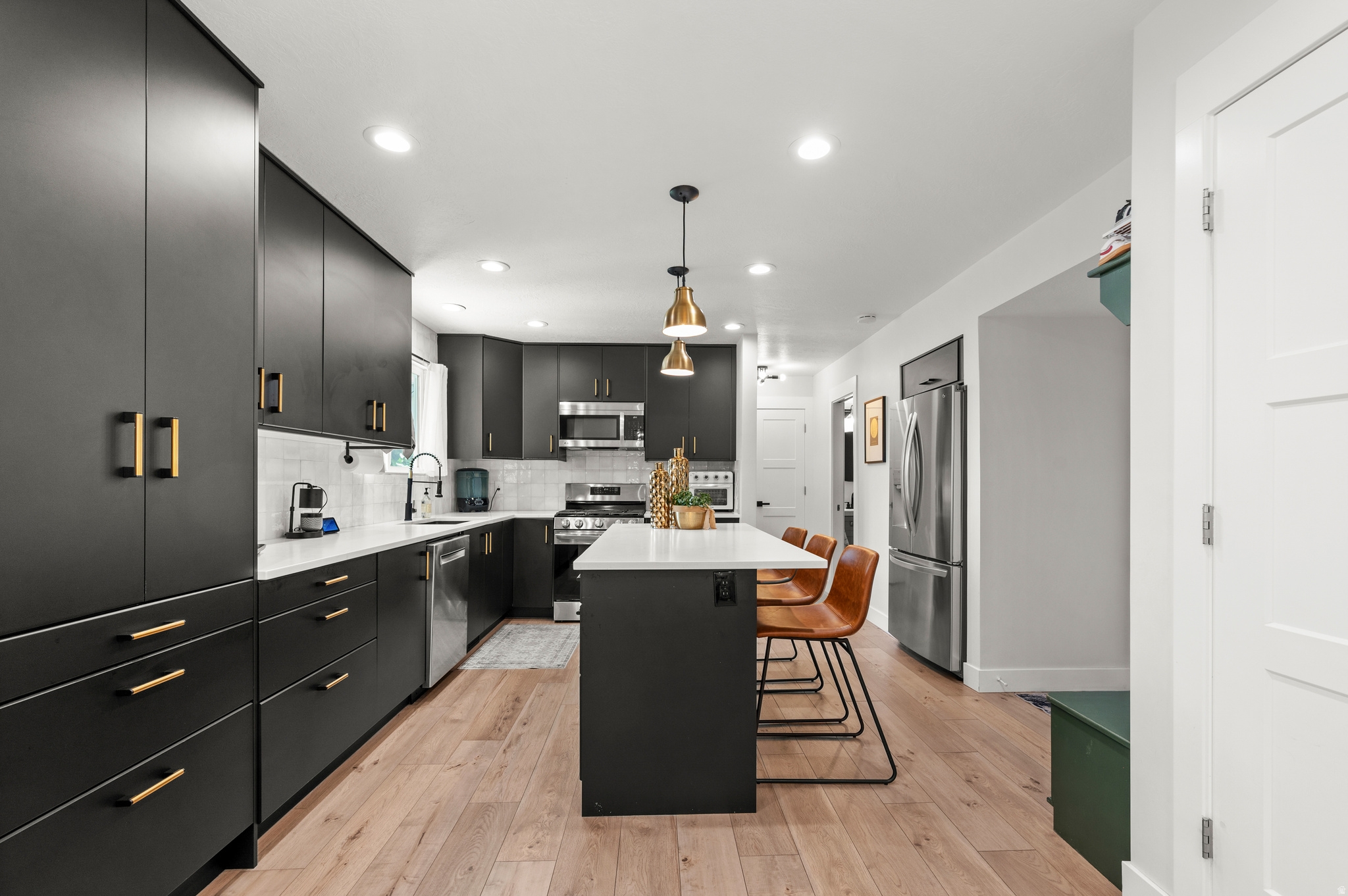 LUNDON STREET - Residential