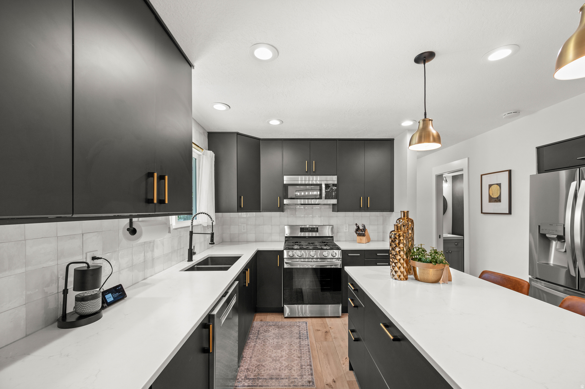 LUNDON STREET - Residential