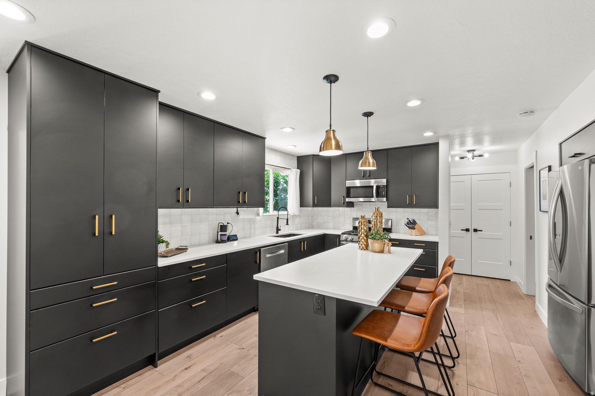 LUNDON STREET - Residential