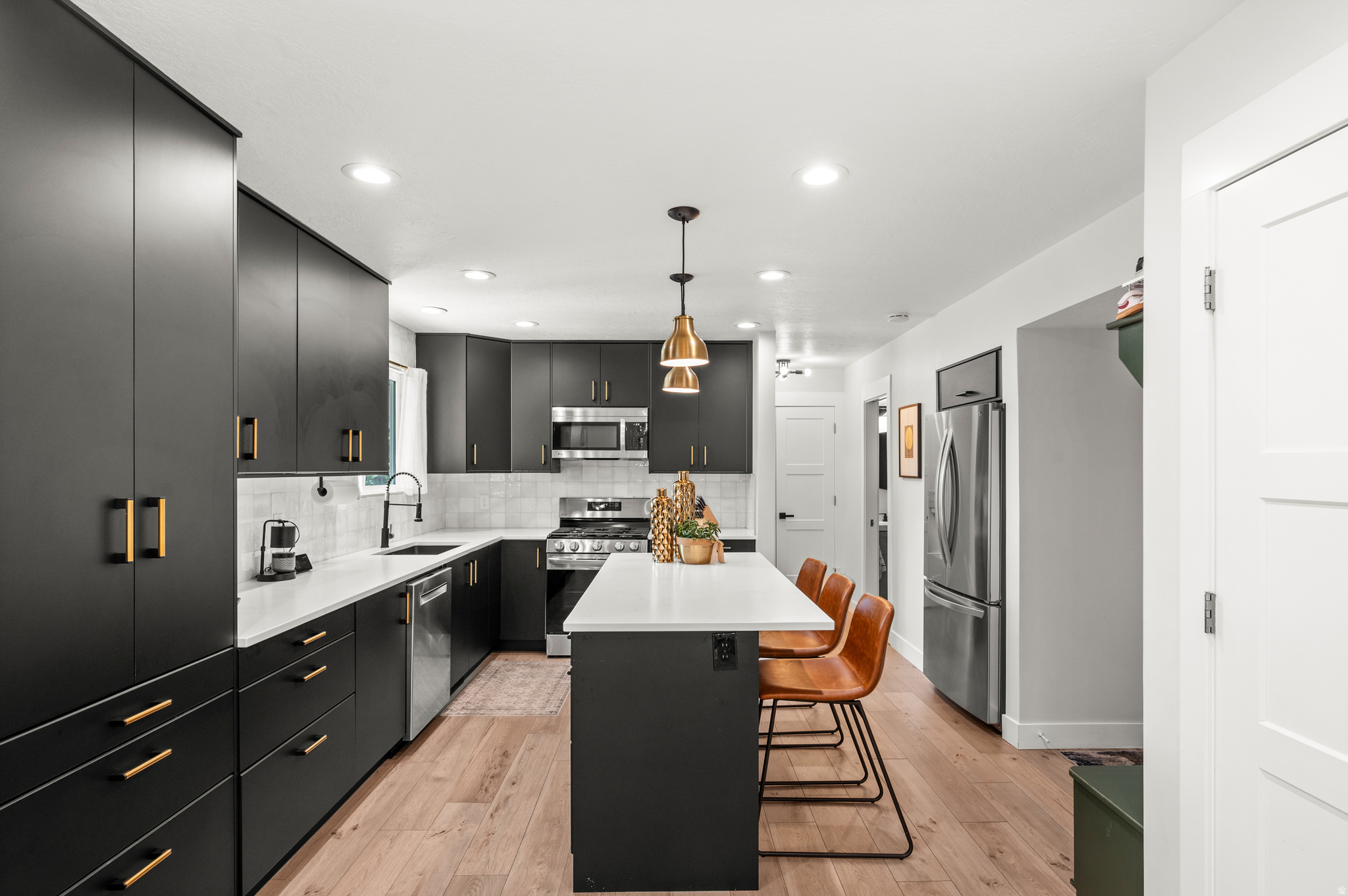 LUNDON STREET - Residential