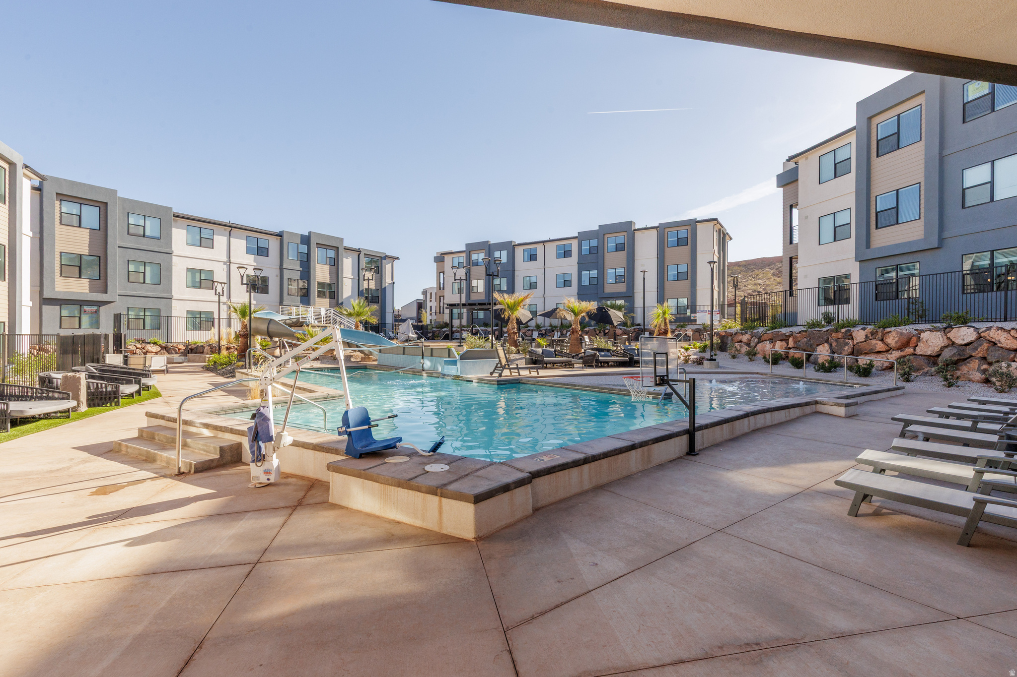 CORAL SPRINGS CONDOMINIUMS PH 1 - Residential