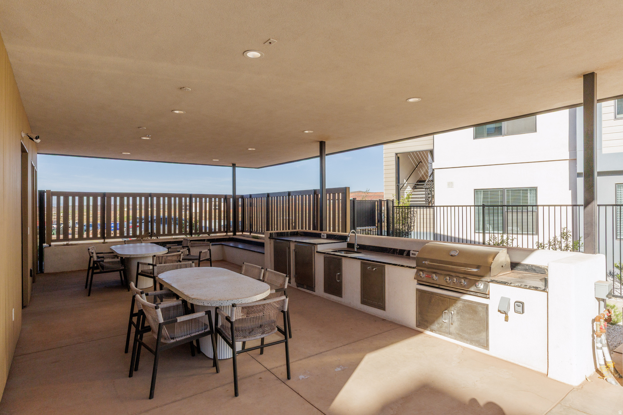 CORAL SPRINGS CONDOMINIUMS PH 1 - Residential