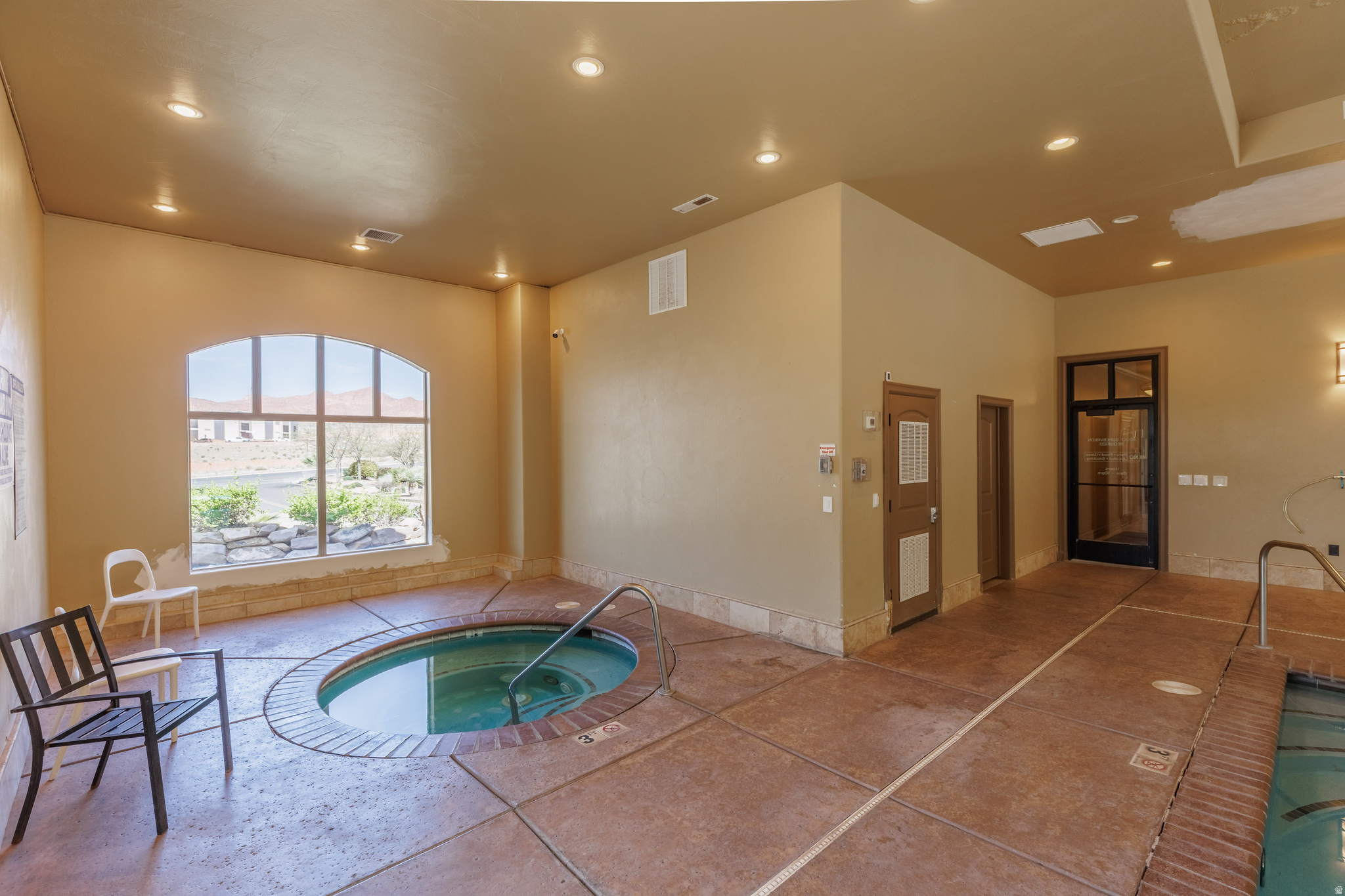 CORAL SPRINGS CONDOMINIUMS PH 1 - Residential